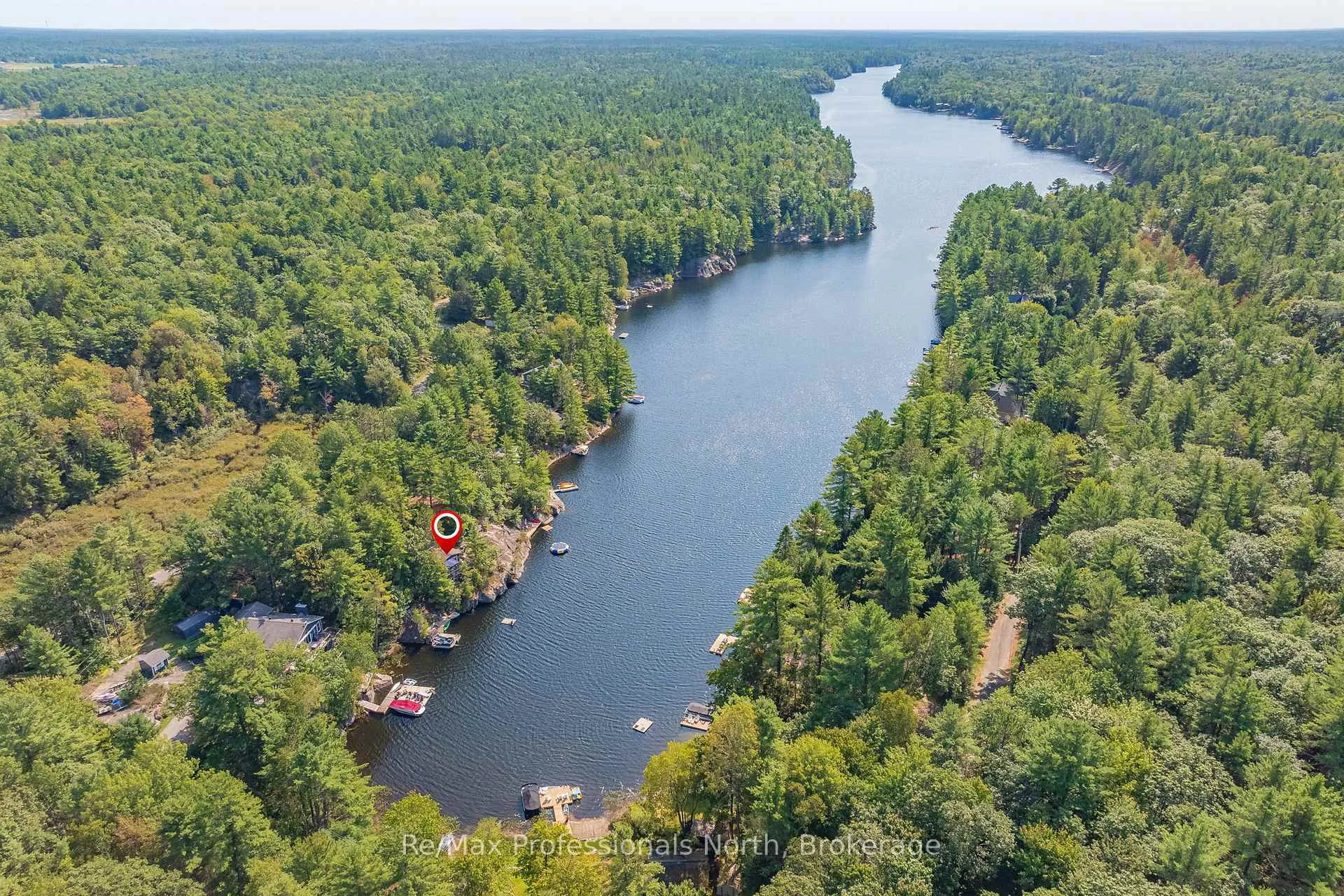 Photo 4 of 1118 Tomingas Road, Gravenhurst, Muskoka (S) — HOMEH
