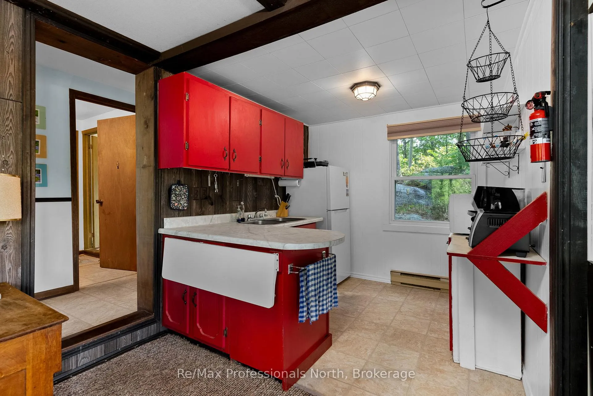 Photo 9 of 1118 Tomingas Road, Gravenhurst, Muskoka (S) — HOMEH