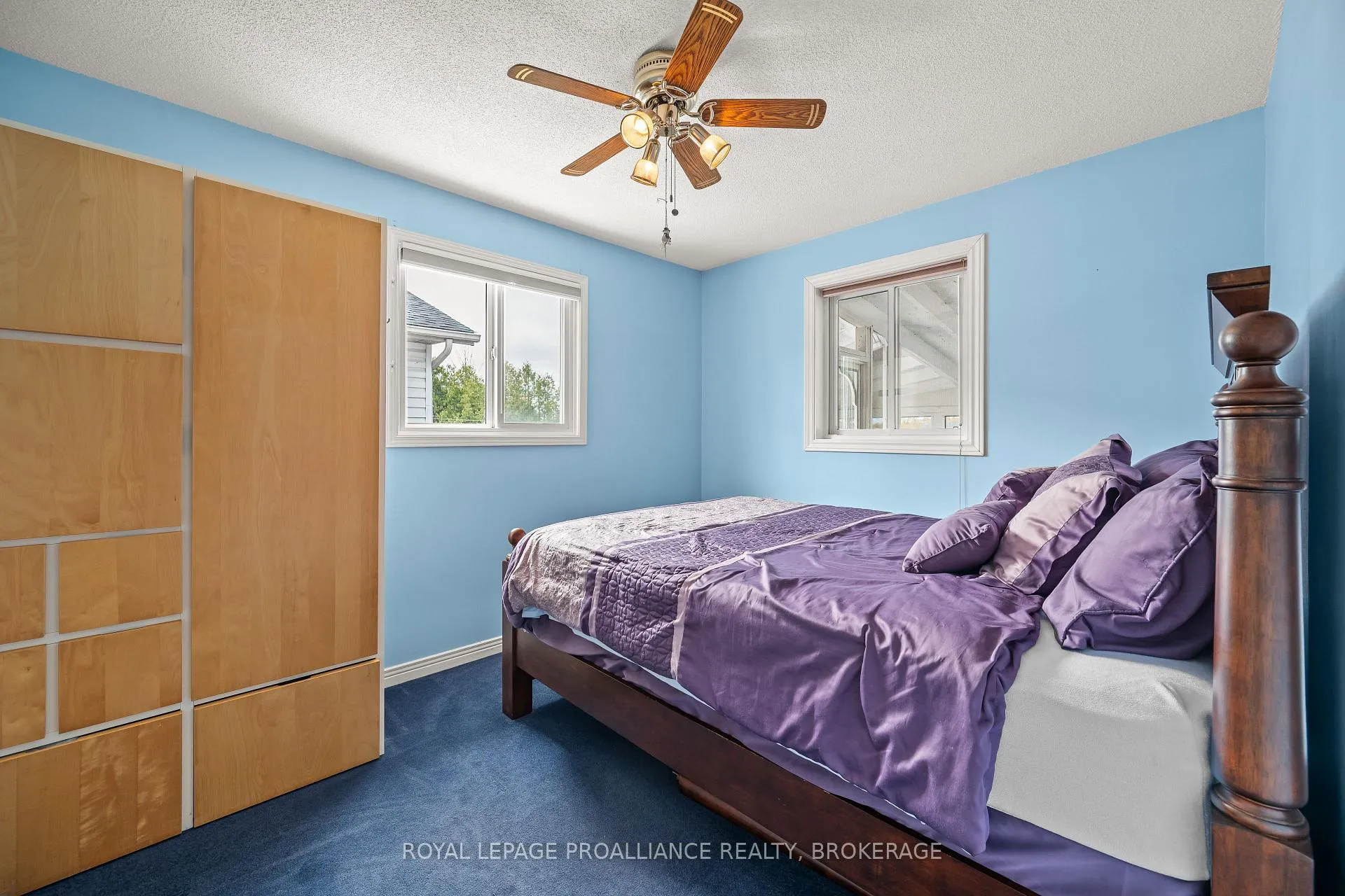 Photo 18 of 307 Amherst Drive, Loyalist, Amherstview — HOMEH