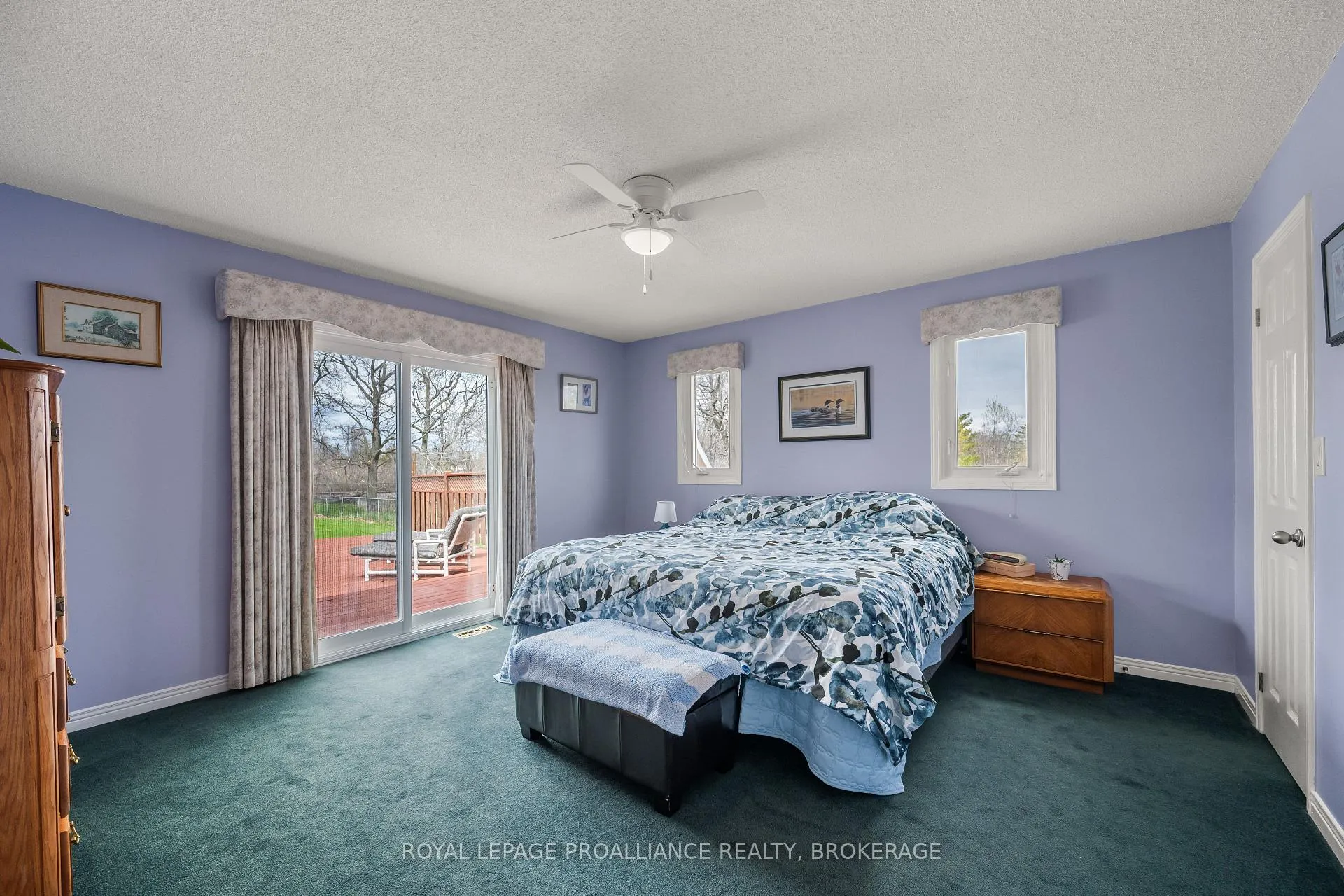 Photo 23 of 307 Amherst Drive, Loyalist, Amherstview — HOMEH