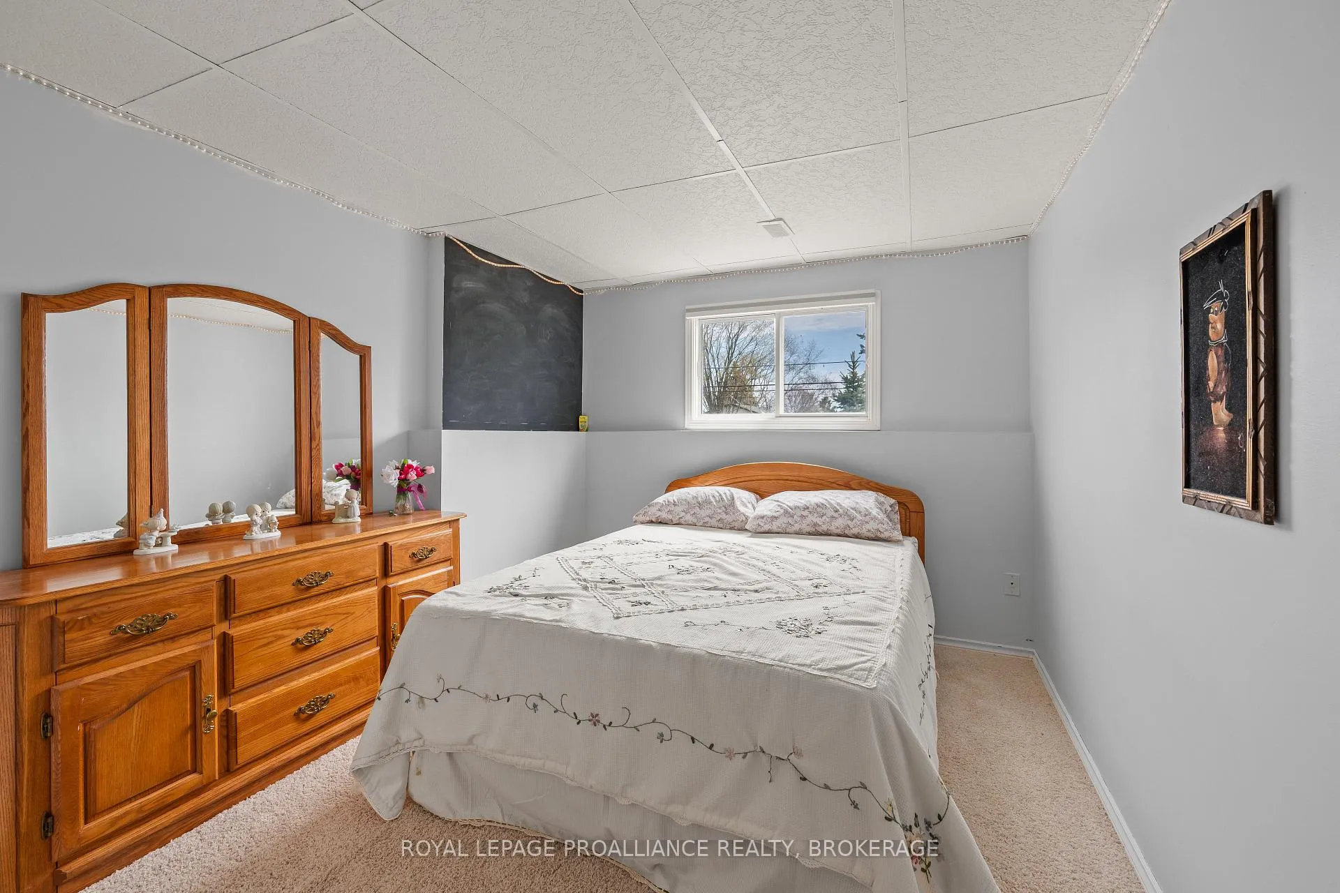 Photo 27 of 307 Amherst Drive, Loyalist, Amherstview — HOMEH