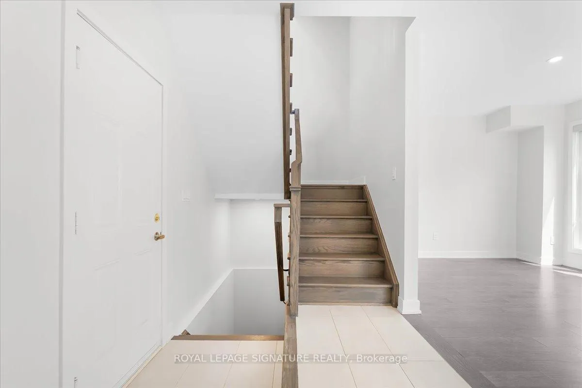 Photo 5 of 41 Burnet Drive, Vaughan, Vellore Village — HOMEH