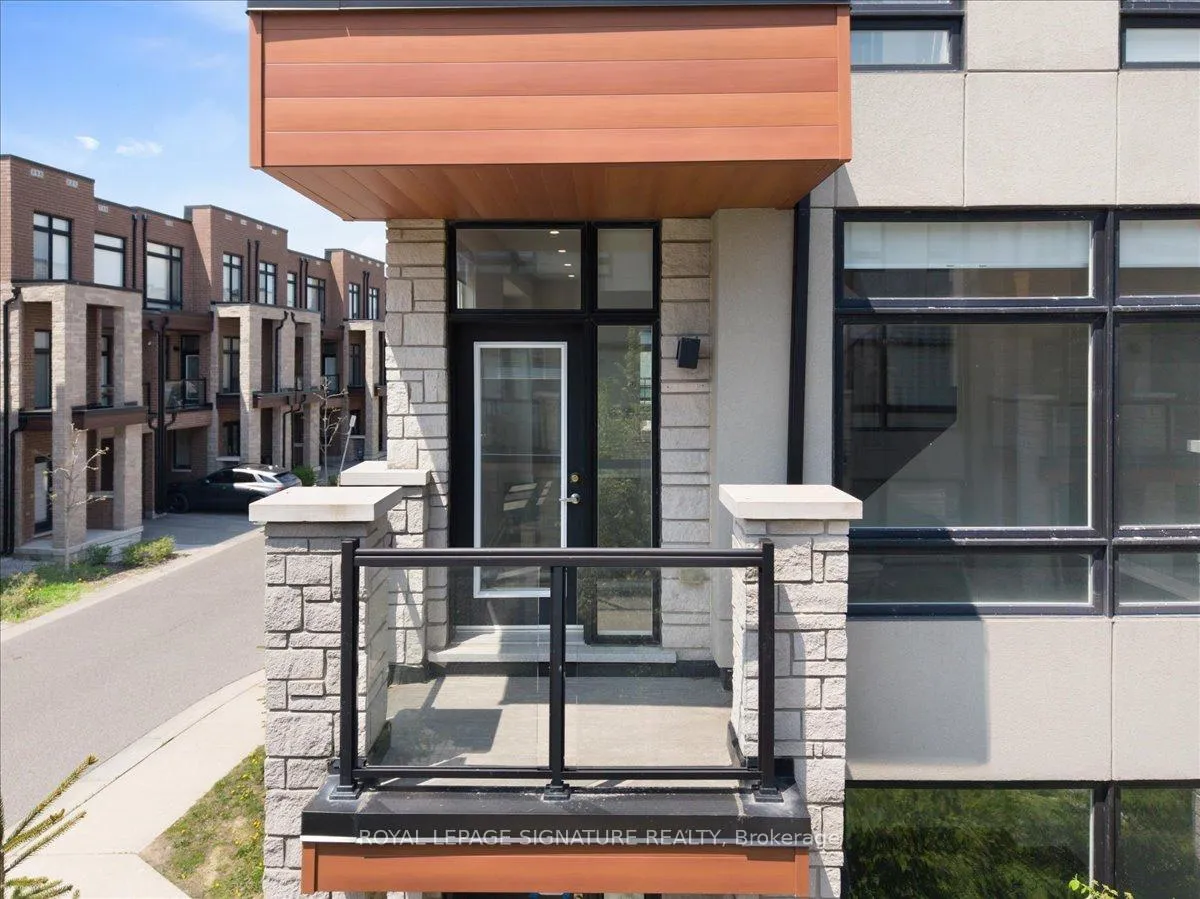 Photo 7 of 41 Burnet Drive, Vaughan, Vellore Village — HOMEH