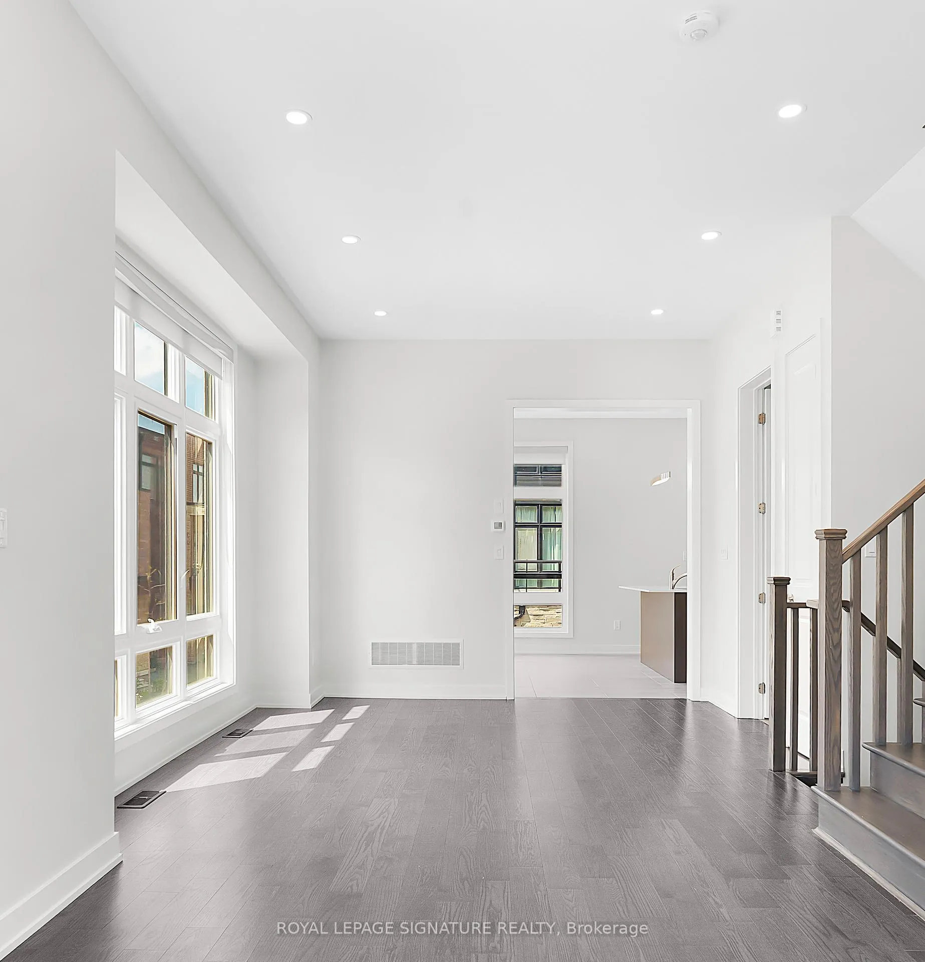 Photo 8 of 41 Burnet Drive, Vaughan, Vellore Village — HOMEH