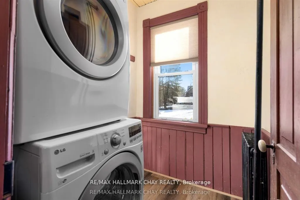 Photo 16 of 4514 Penetanguishene Road, Springwater, Hillsdale — HOMEH