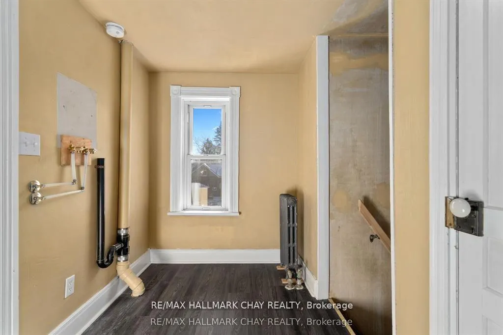 Photo 23 of 4514 Penetanguishene Road, Springwater, Hillsdale — HOMEH