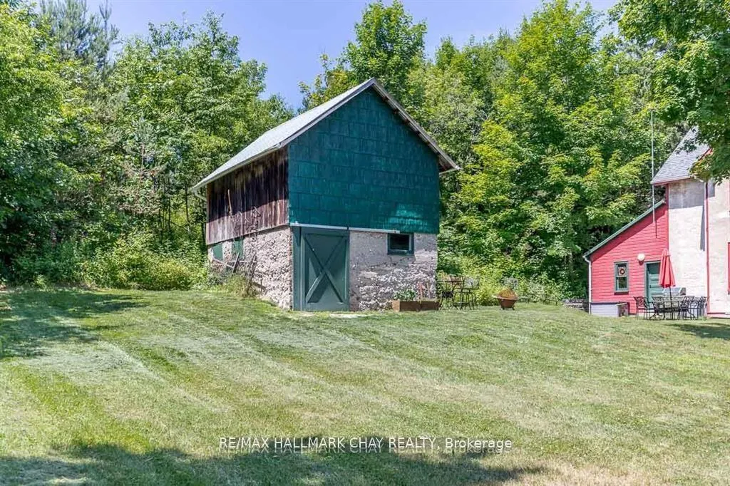 Photo 29 of 4514 Penetanguishene Road, Springwater, Hillsdale — HOMEH