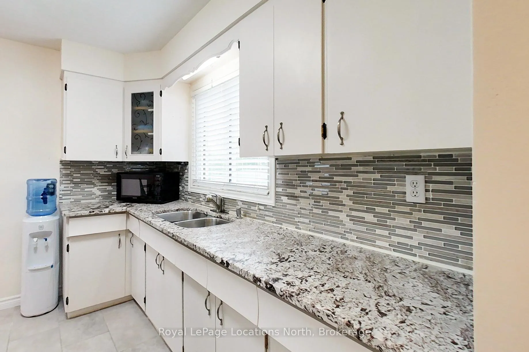 Photo 14 of 223 Pearson Street, Meaford — HOMEH