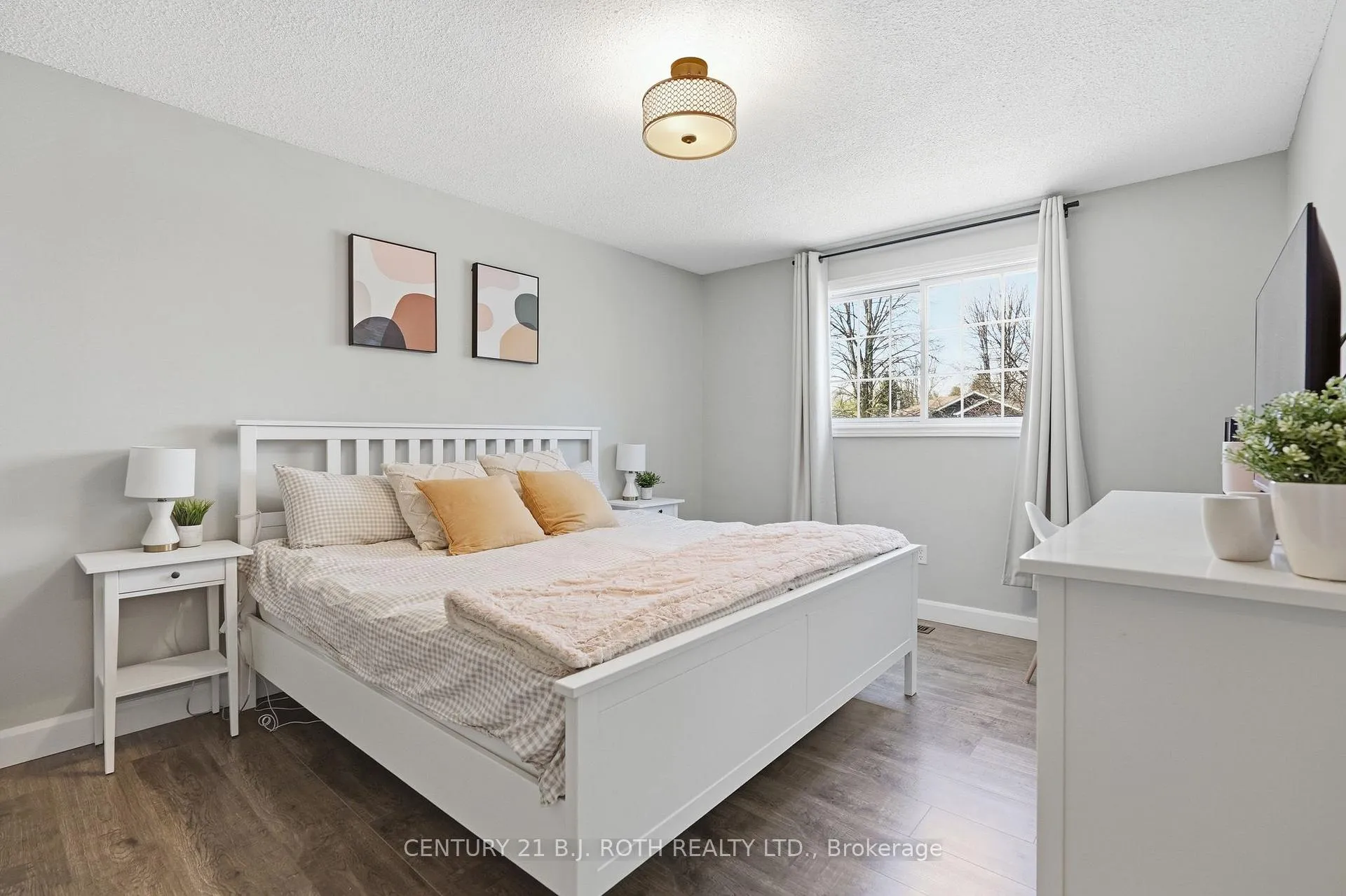 Photo 20 of 109 Elizabeth Street, Barrie, Ardagh — HOMEH