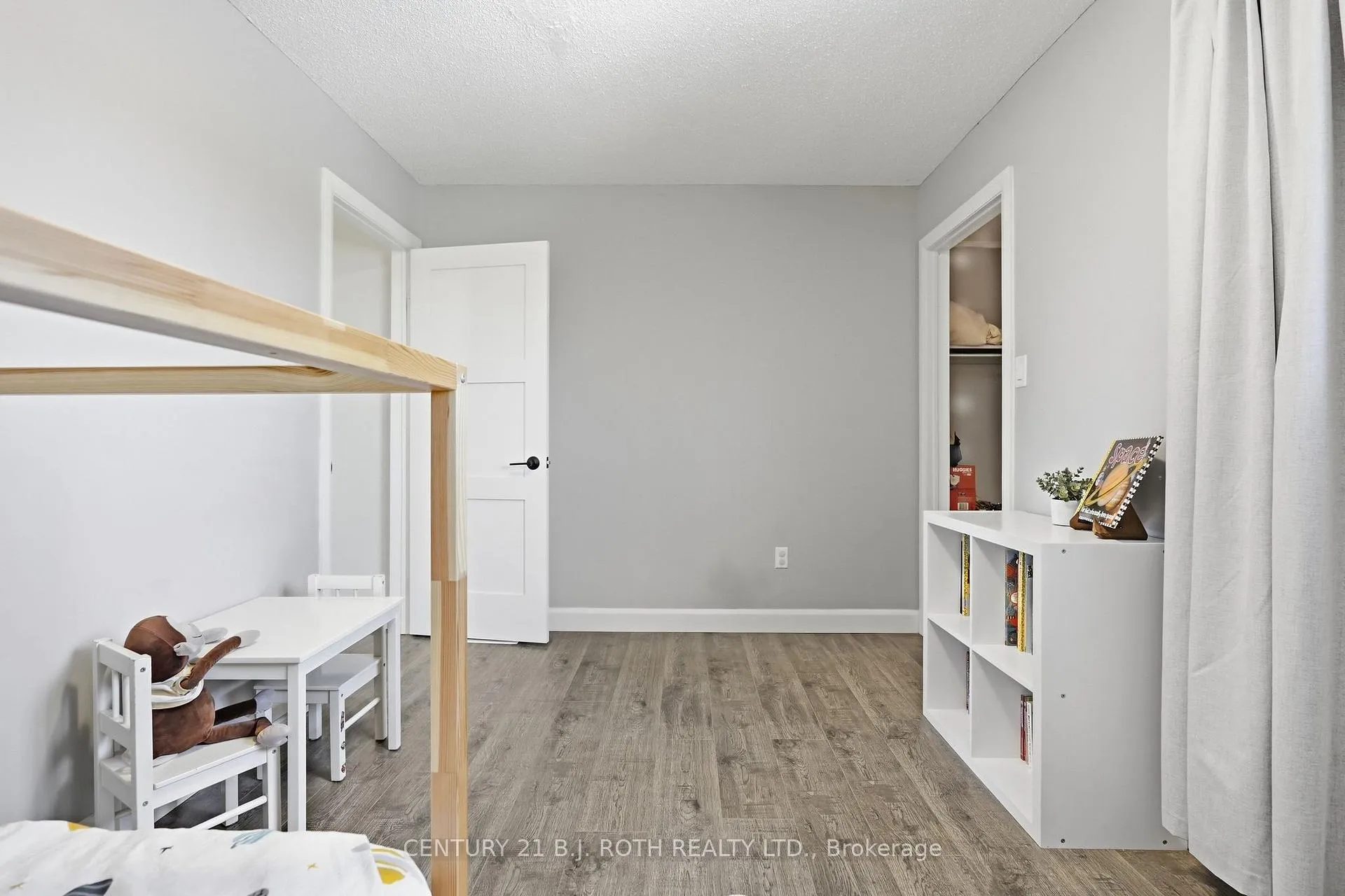 Photo 29 of 109 Elizabeth Street, Barrie, Ardagh — HOMEH