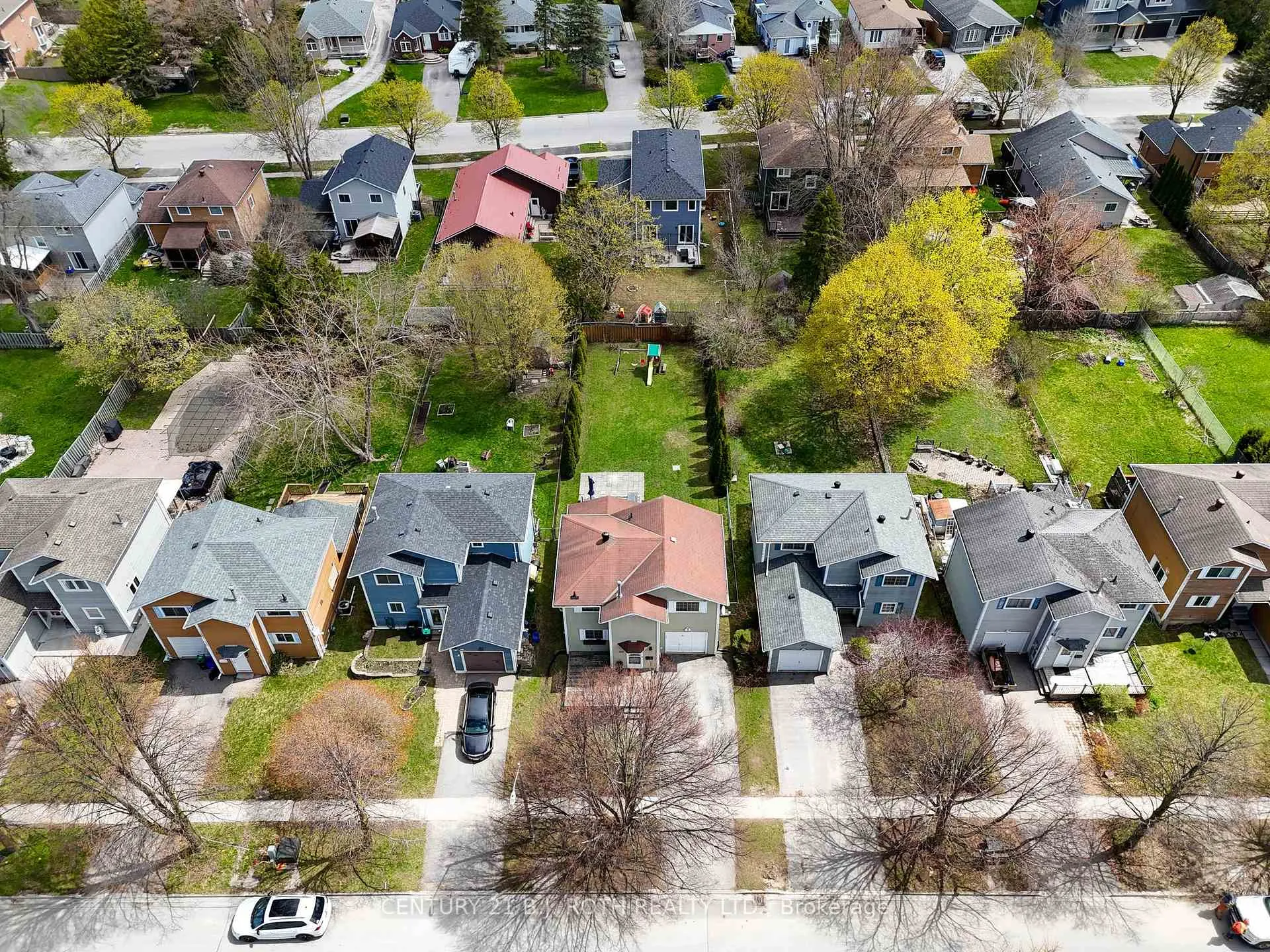 Photo 45 of 109 Elizabeth Street, Barrie, Ardagh — HOMEH