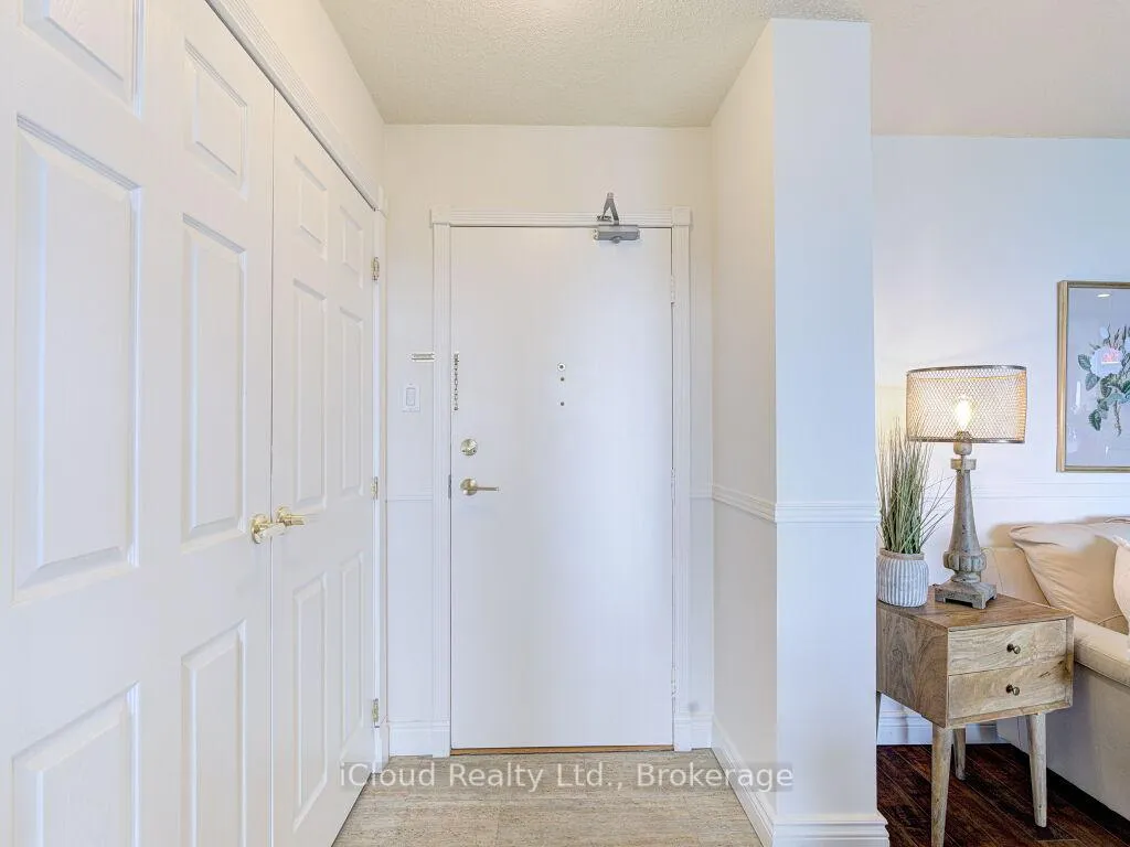 Photo 6 of Unit 604, 2055 Upper Middle Road, Burlington, Brant Hills — HOMEH