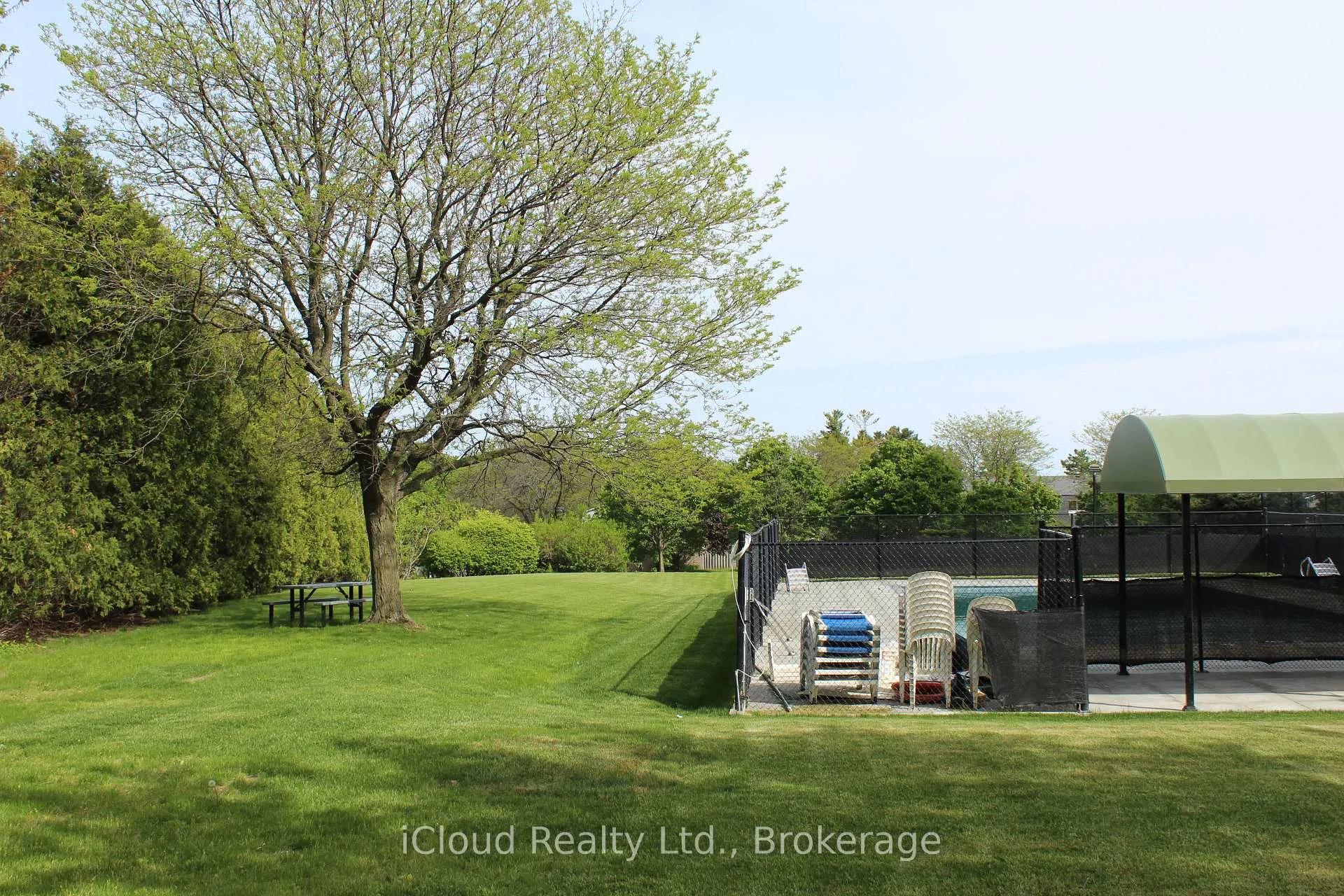 Photo 45 of Unit 604, 2055 Upper Middle Road, Burlington, Brant Hills — HOMEH