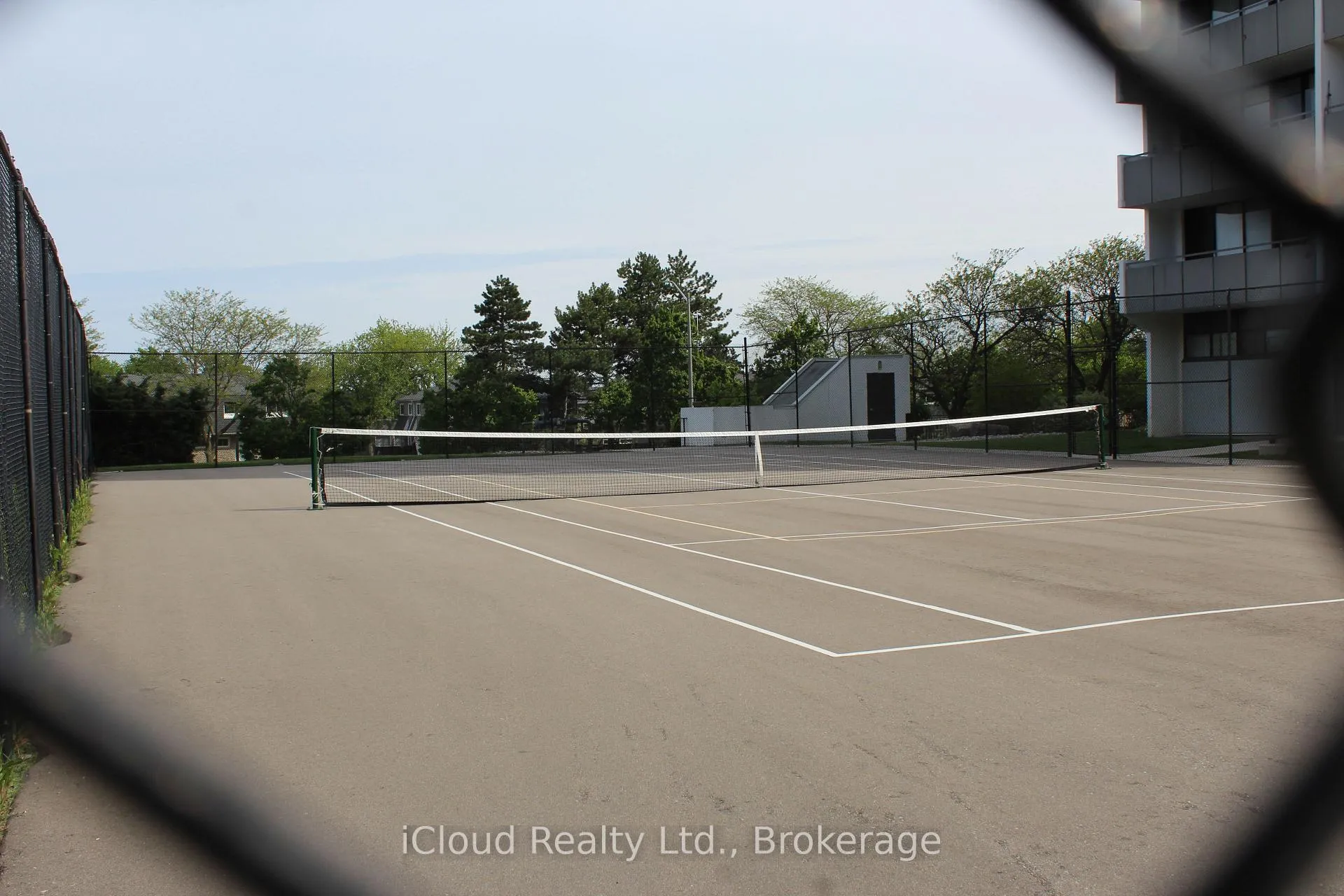 Photo 47 of Unit 604, 2055 Upper Middle Road, Burlington, Brant Hills — HOMEH