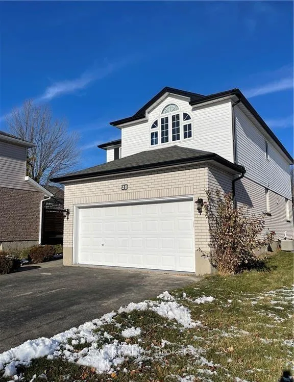 Photo 3 of Unit Upper, 28 Gregg Court, Kitchener — HOMEH