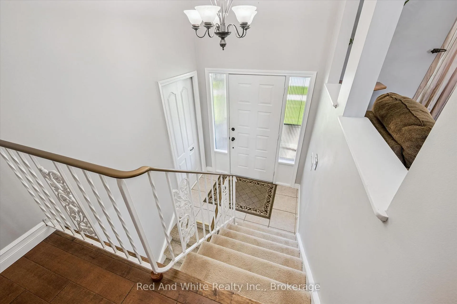 Photo 5 of 47 Oakhurst Crescent, Kitchener — HOMEH