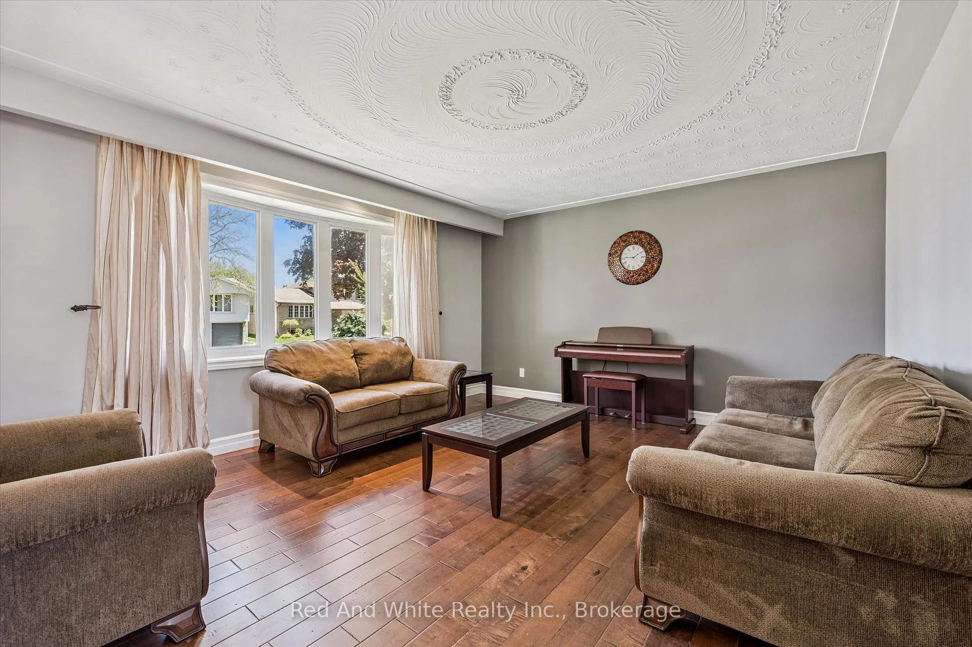 Photo 6 of 47 Oakhurst Crescent, Kitchener — HOMEH