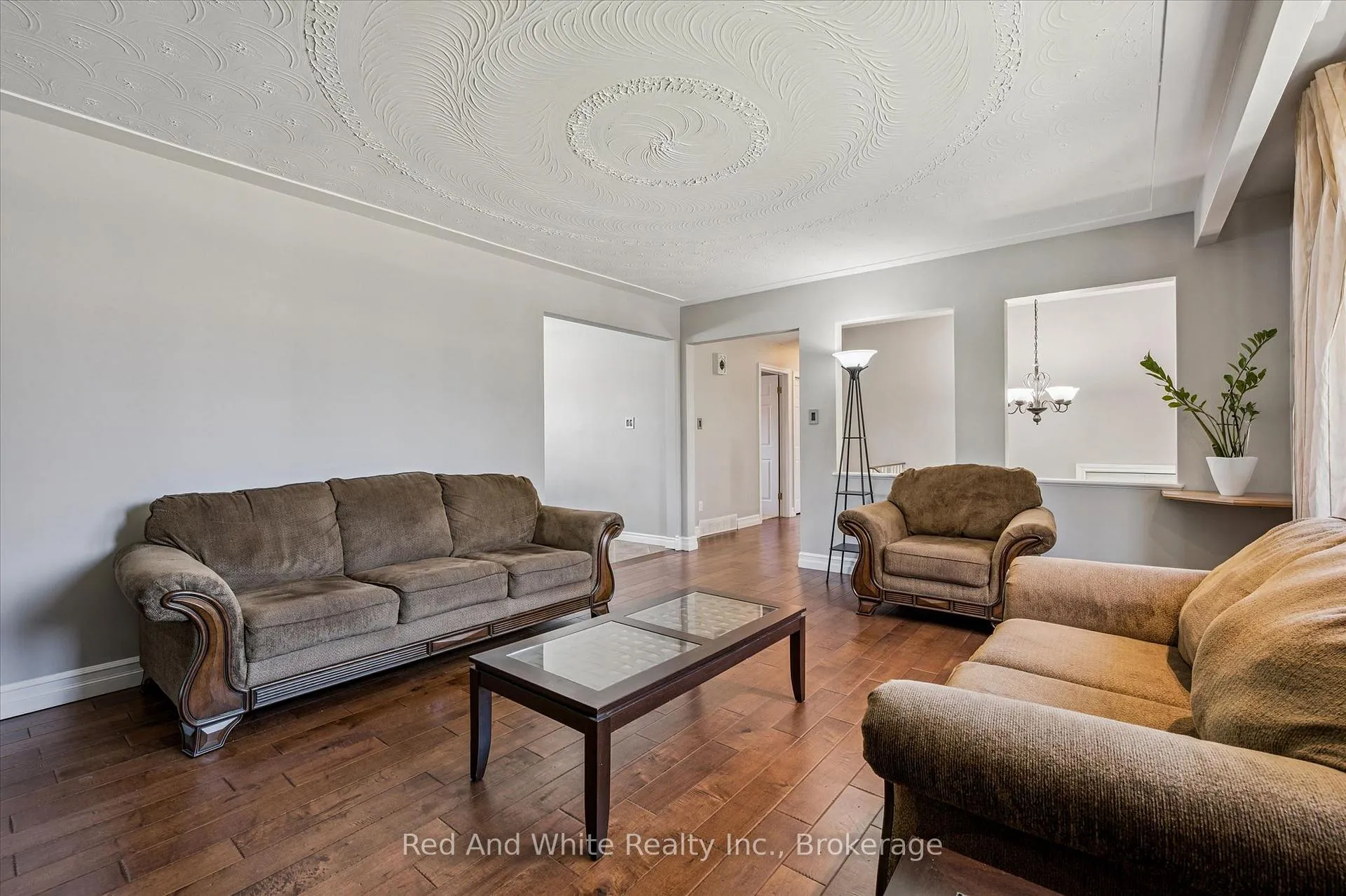 Photo 8 of 47 Oakhurst Crescent, Kitchener — HOMEH