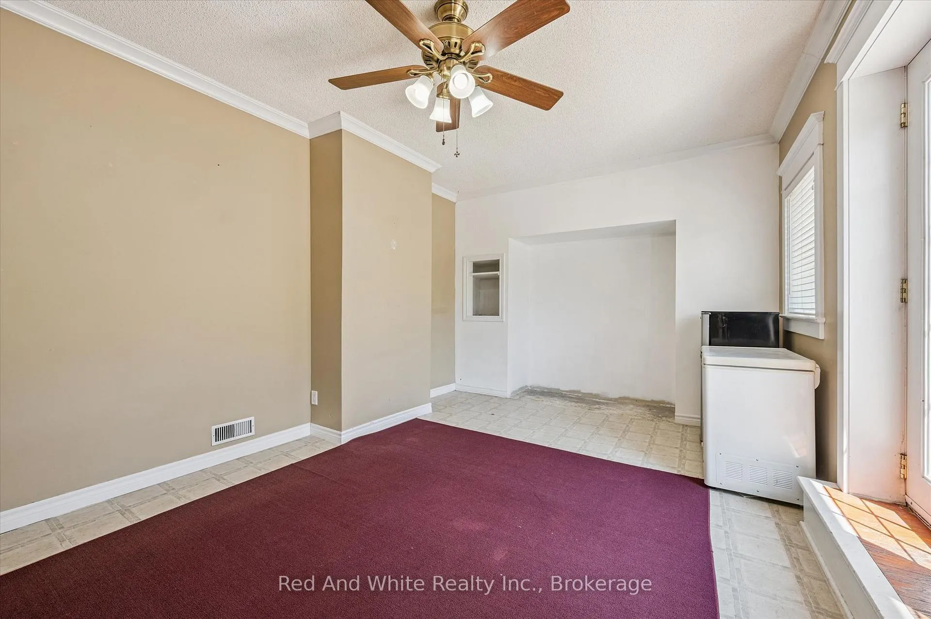 Photo 34 of 47 Oakhurst Crescent, Kitchener — HOMEH