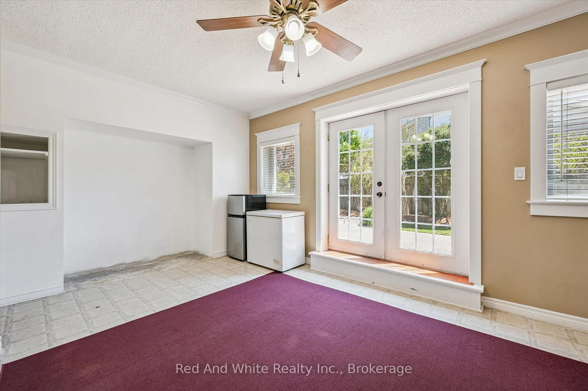 Photo 36 of 47 Oakhurst Crescent, Kitchener — HOMEH