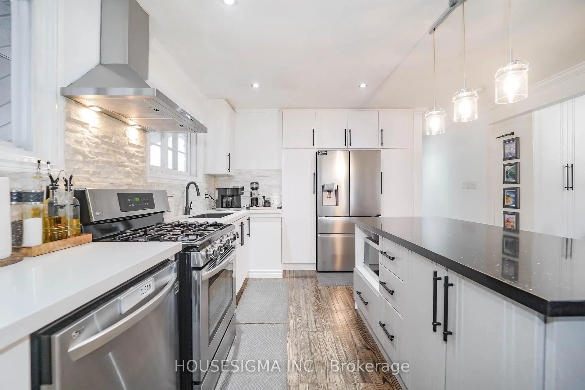Photo 10 of 919 Central Park Boulevard N, Oshawa, Centennial — HOMEH