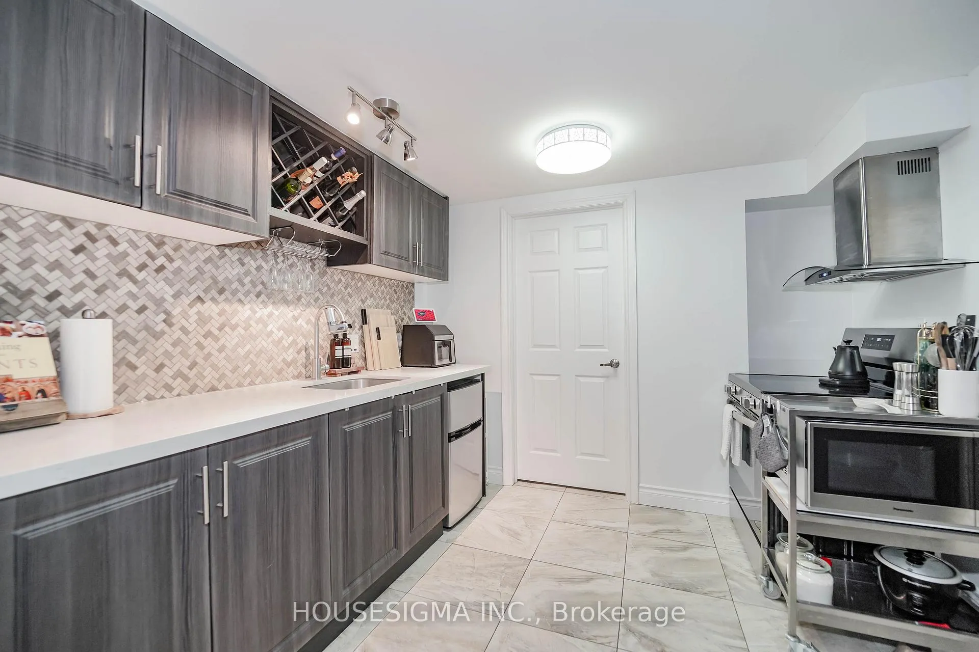 Photo 32 of 919 Central Park Boulevard N, Oshawa, Centennial — HOMEH