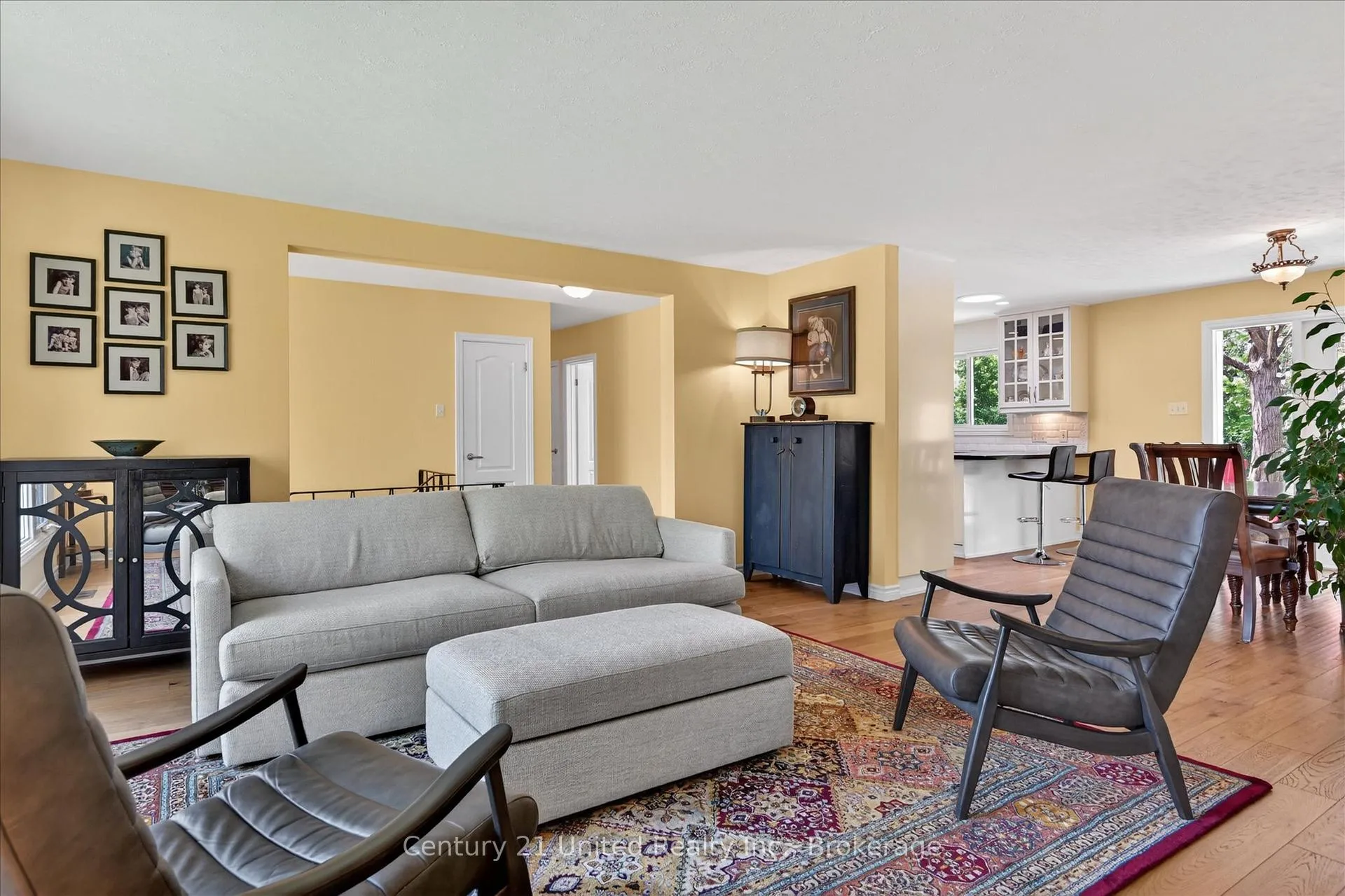 Photo 6 of 11 Crestwood Avenue, Peterborough, Monaghan Ward 2 — HOMEH
