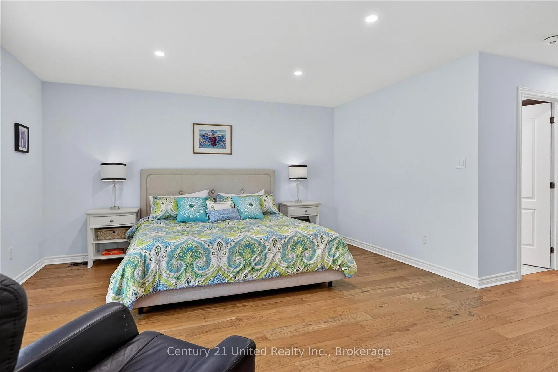 Photo 18 of 11 Crestwood Avenue, Peterborough, Monaghan Ward 2 — HOMEH