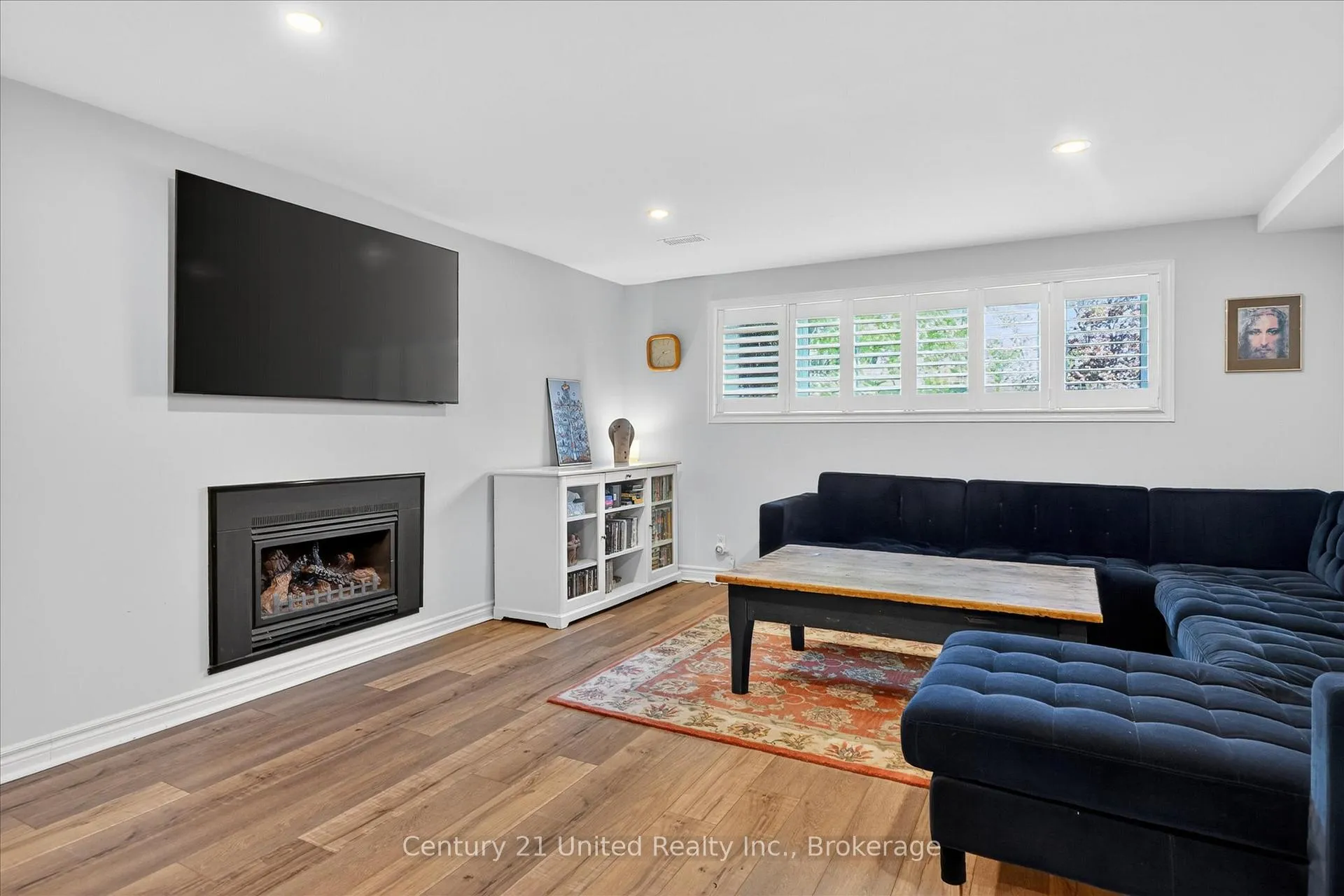 Photo 27 of 11 Crestwood Avenue, Peterborough, Monaghan Ward 2 — HOMEH
