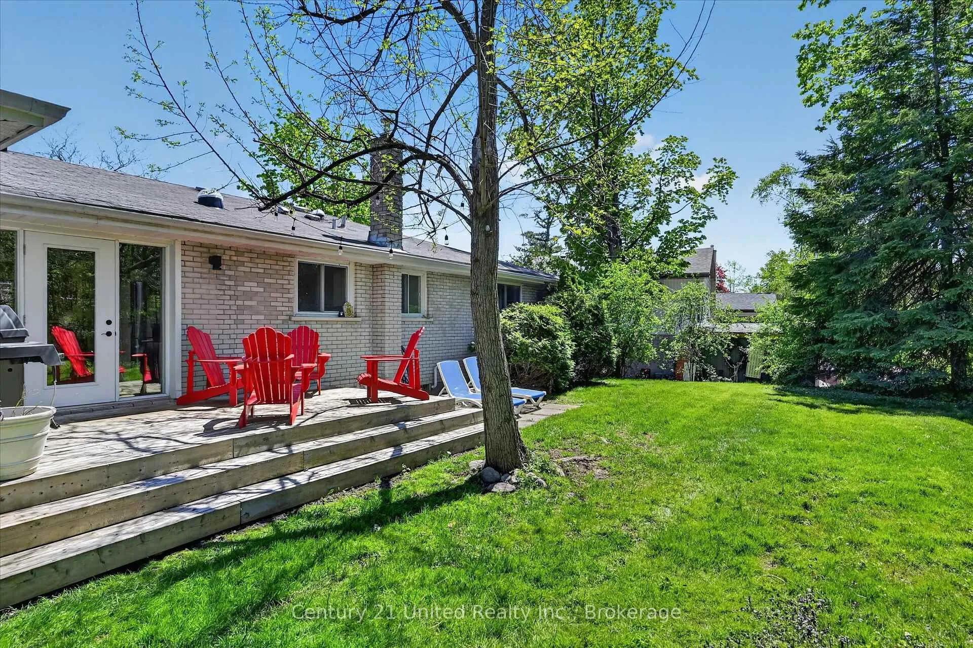 Photo 38 of 11 Crestwood Avenue, Peterborough, Monaghan Ward 2 — HOMEH