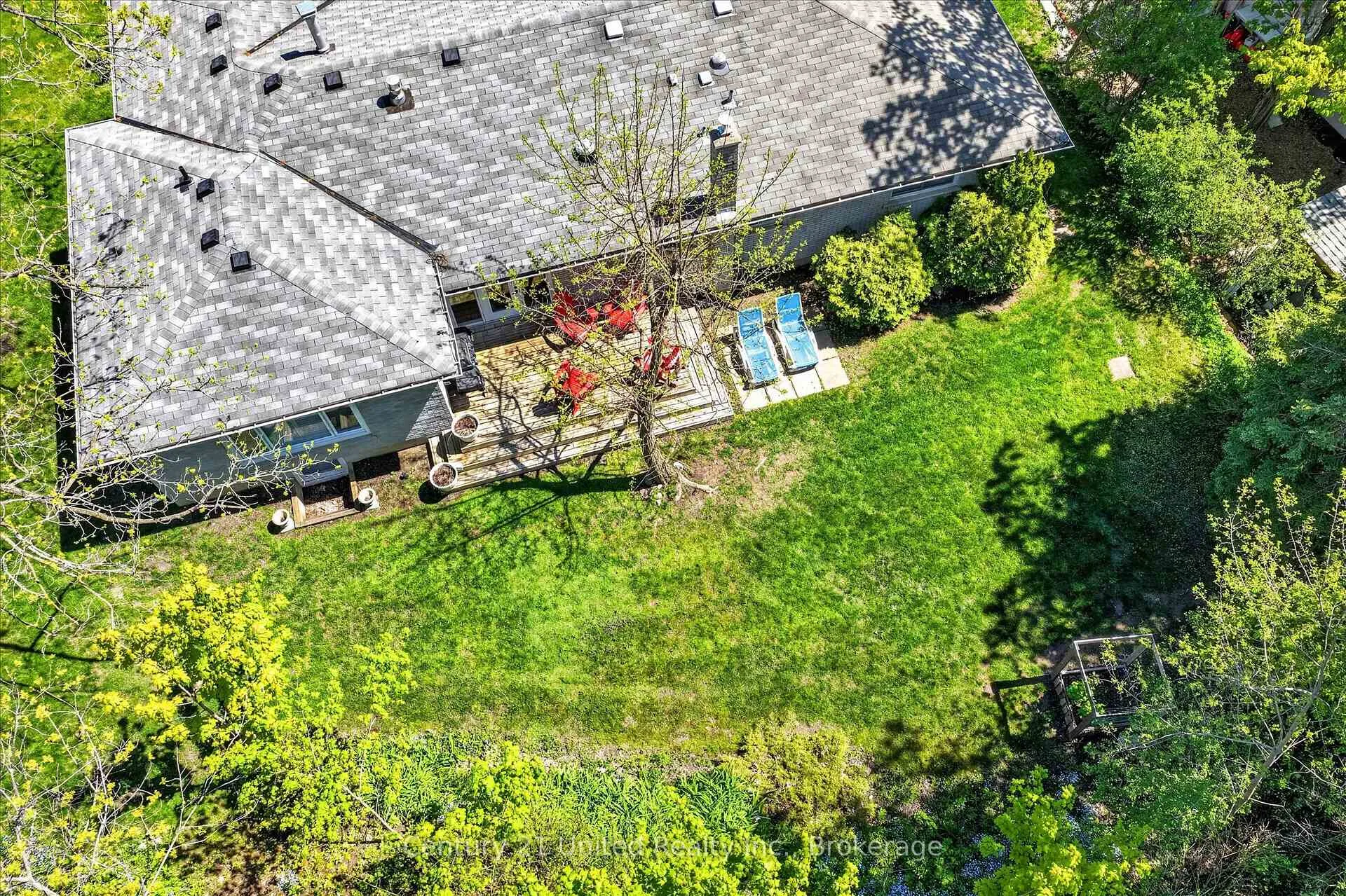 Photo 41 of 11 Crestwood Avenue, Peterborough, Monaghan Ward 2 — HOMEH