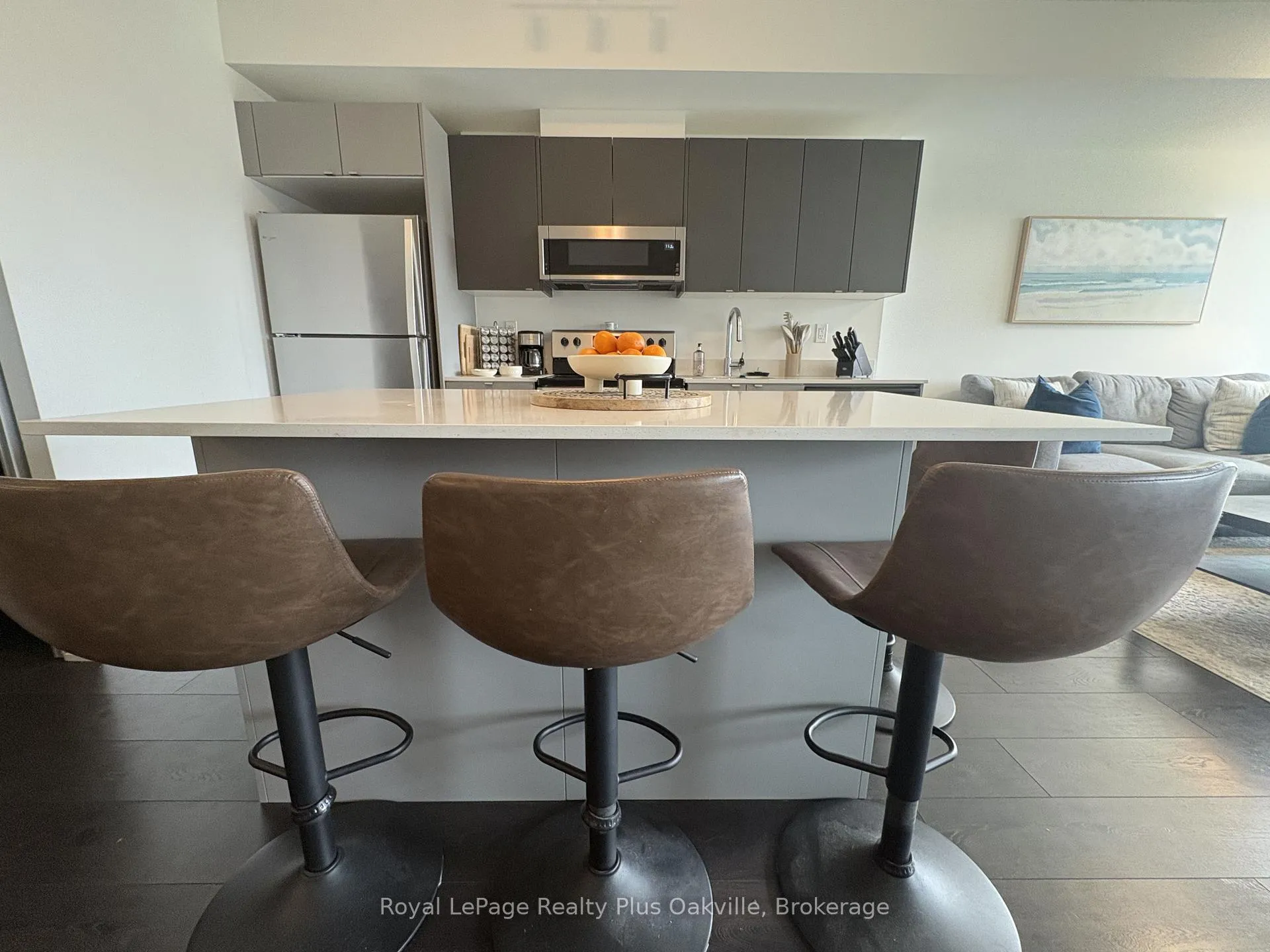 Photo 9 of Unit A202, 3210 Dakota Common, Burlington, Alton — HOMEH