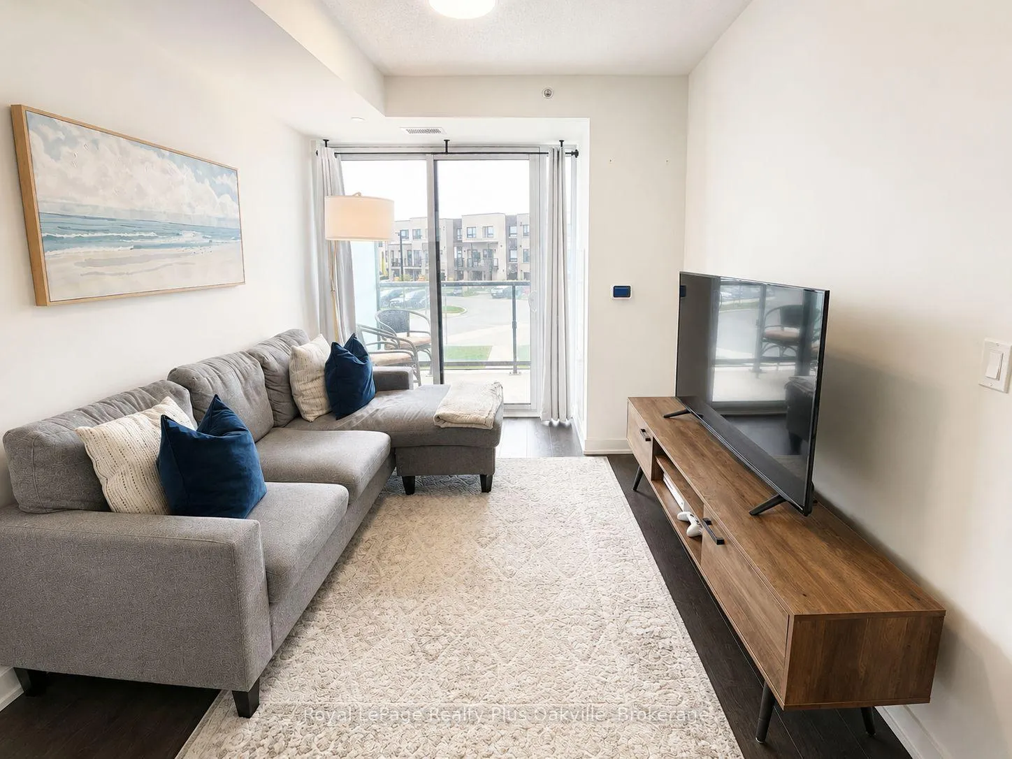 Photo 13 of Unit A202, 3210 Dakota Common, Burlington, Alton — HOMEH