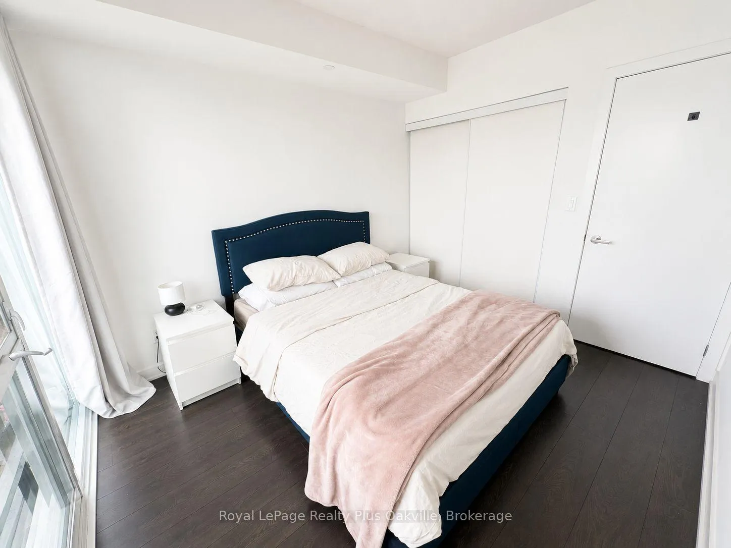 Photo 15 of Unit A202, 3210 Dakota Common, Burlington, Alton — HOMEH
