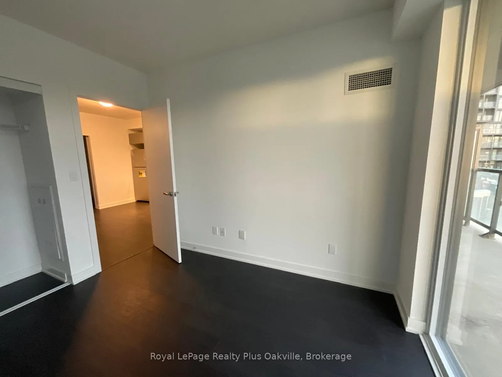Photo 17 of Unit A202, 3210 Dakota Common, Burlington, Alton — HOMEH