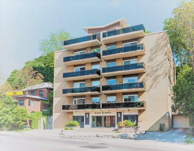 Front of Unit 304, 640 Davenport Road