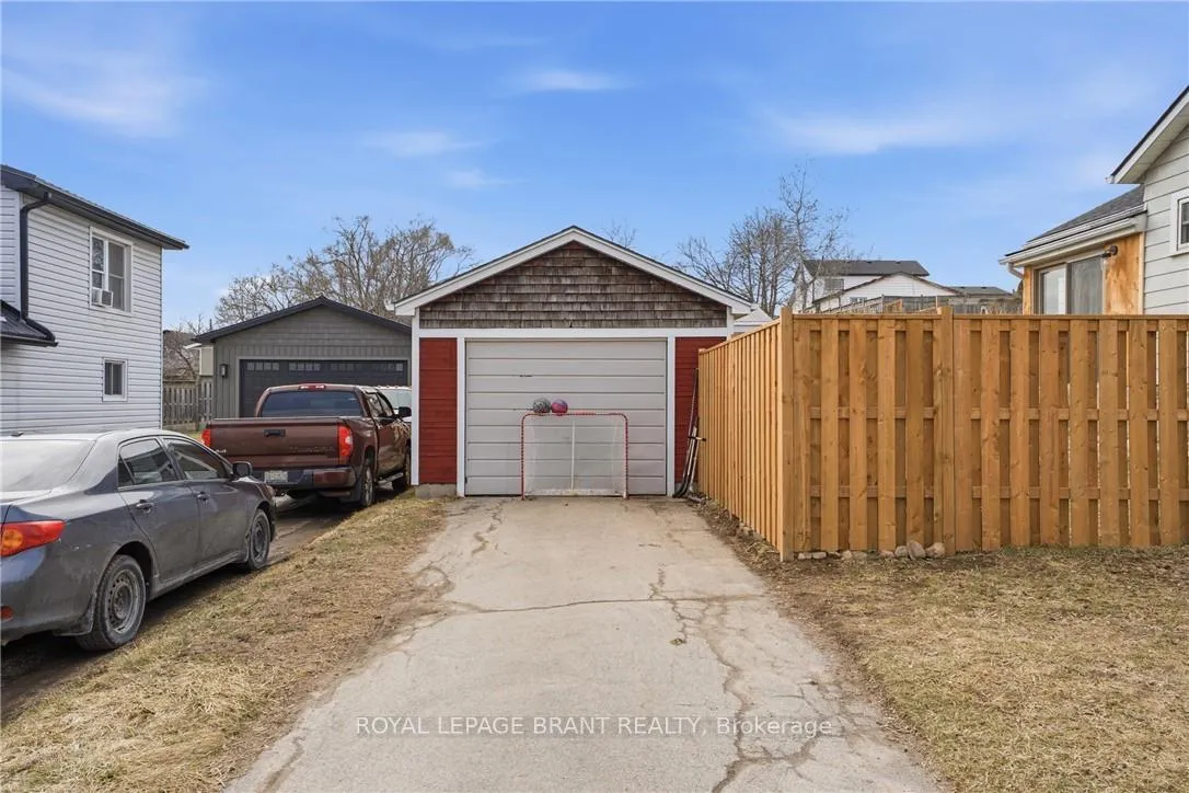 Photo 4 of 26 Franklin Street, Brant, Paris — HOMEH