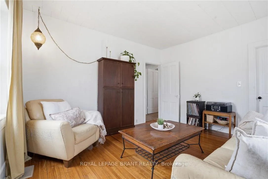 Photo 8 of 26 Franklin Street, Brant, Paris — HOMEH
