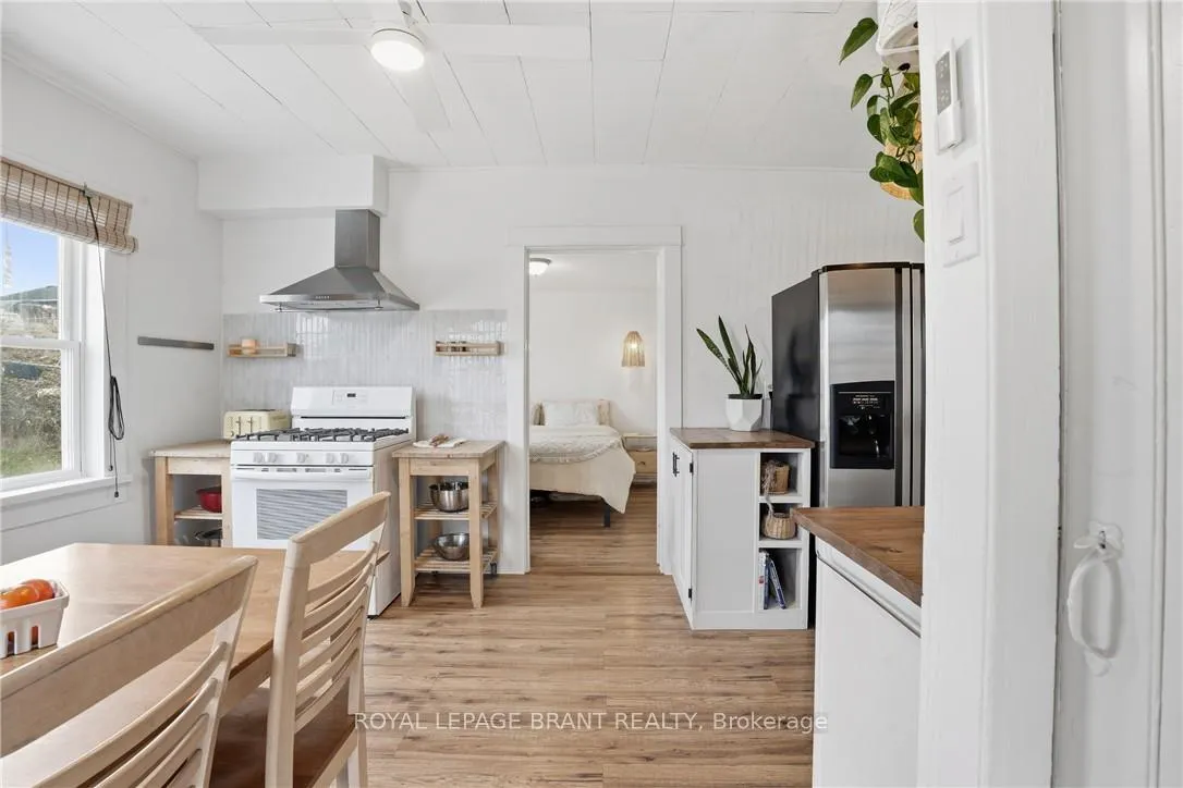 Photo 9 of 26 Franklin Street, Brant, Paris — HOMEH