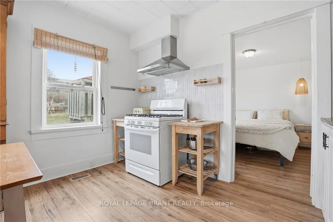 Photo 11 of 26 Franklin Street, Brant, Paris — HOMEH