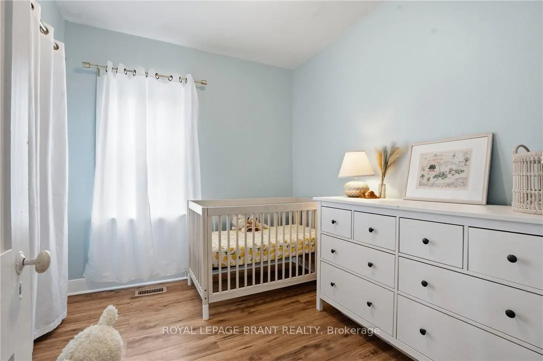 Photo 17 of 26 Franklin Street, Brant, Paris — HOMEH