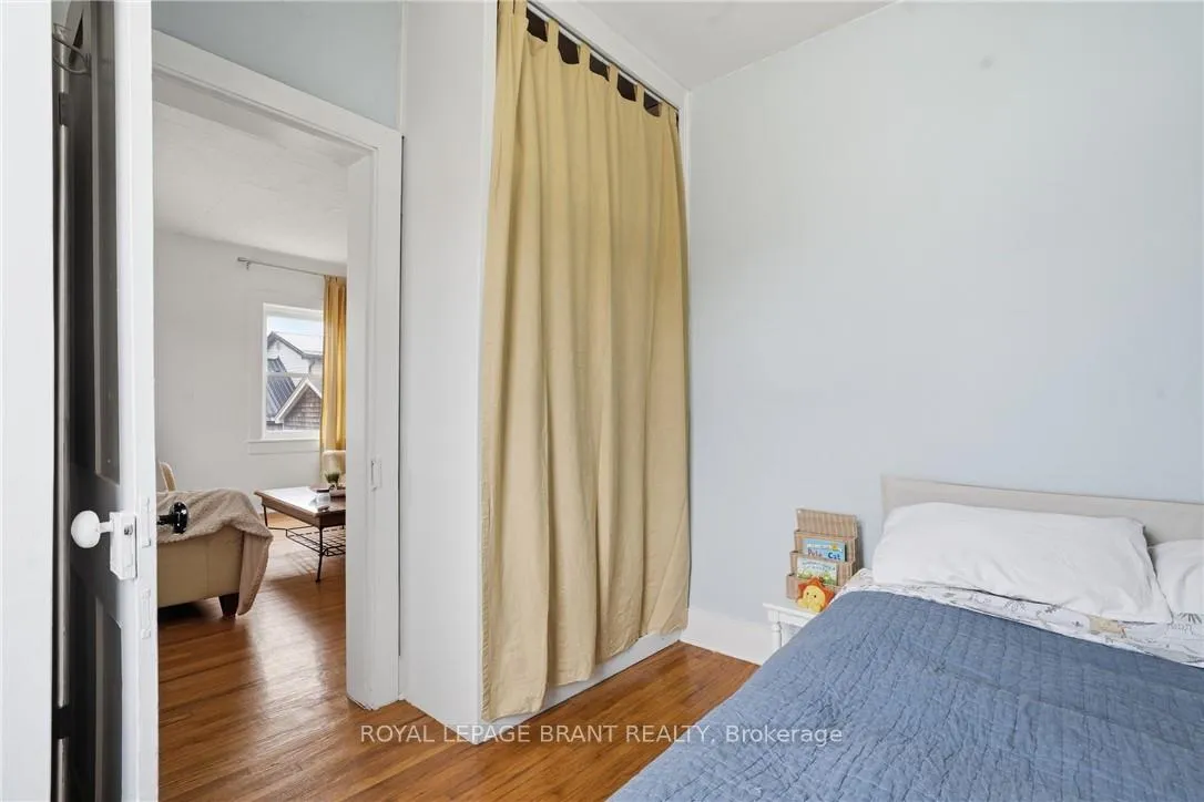Photo 20 of 26 Franklin Street, Brant, Paris — HOMEH