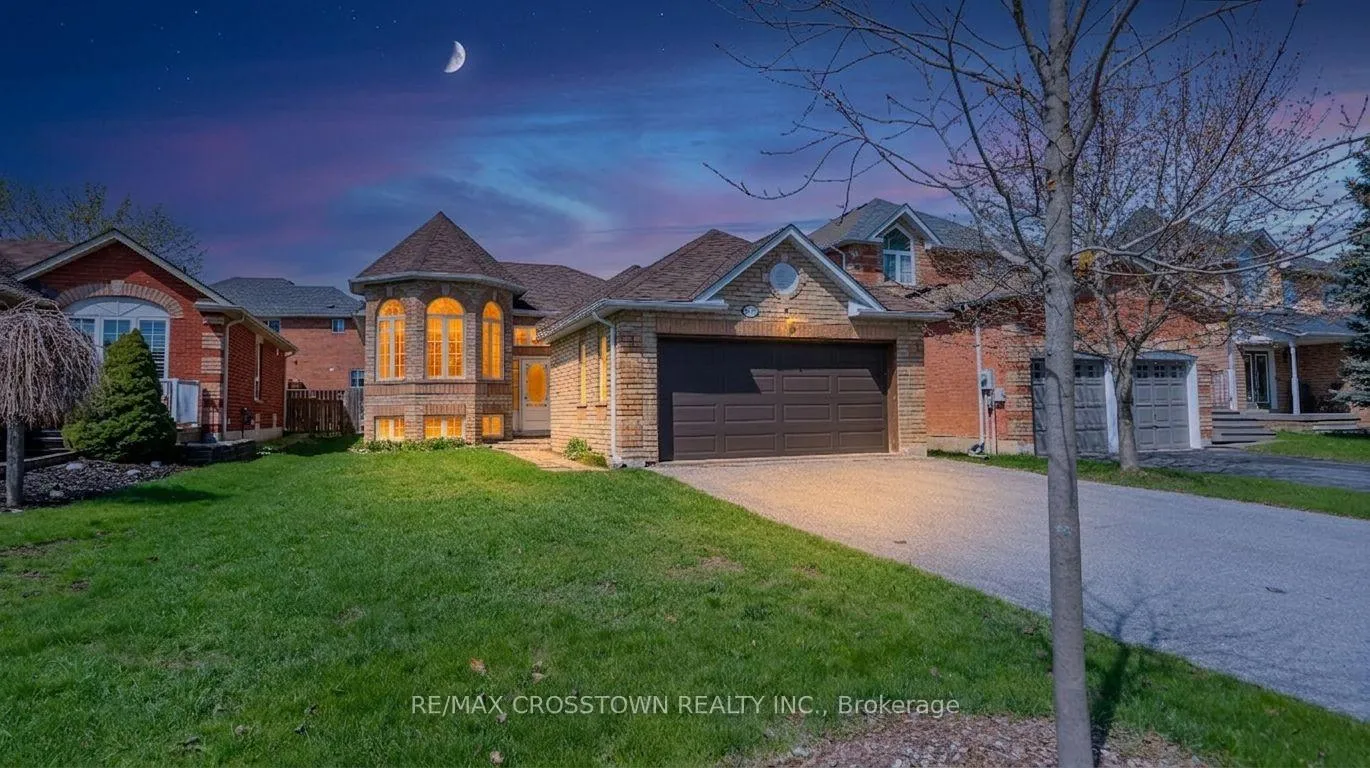 Photo 2 of 1840 Mill Street, Innisfil, Alcona — HOMEH