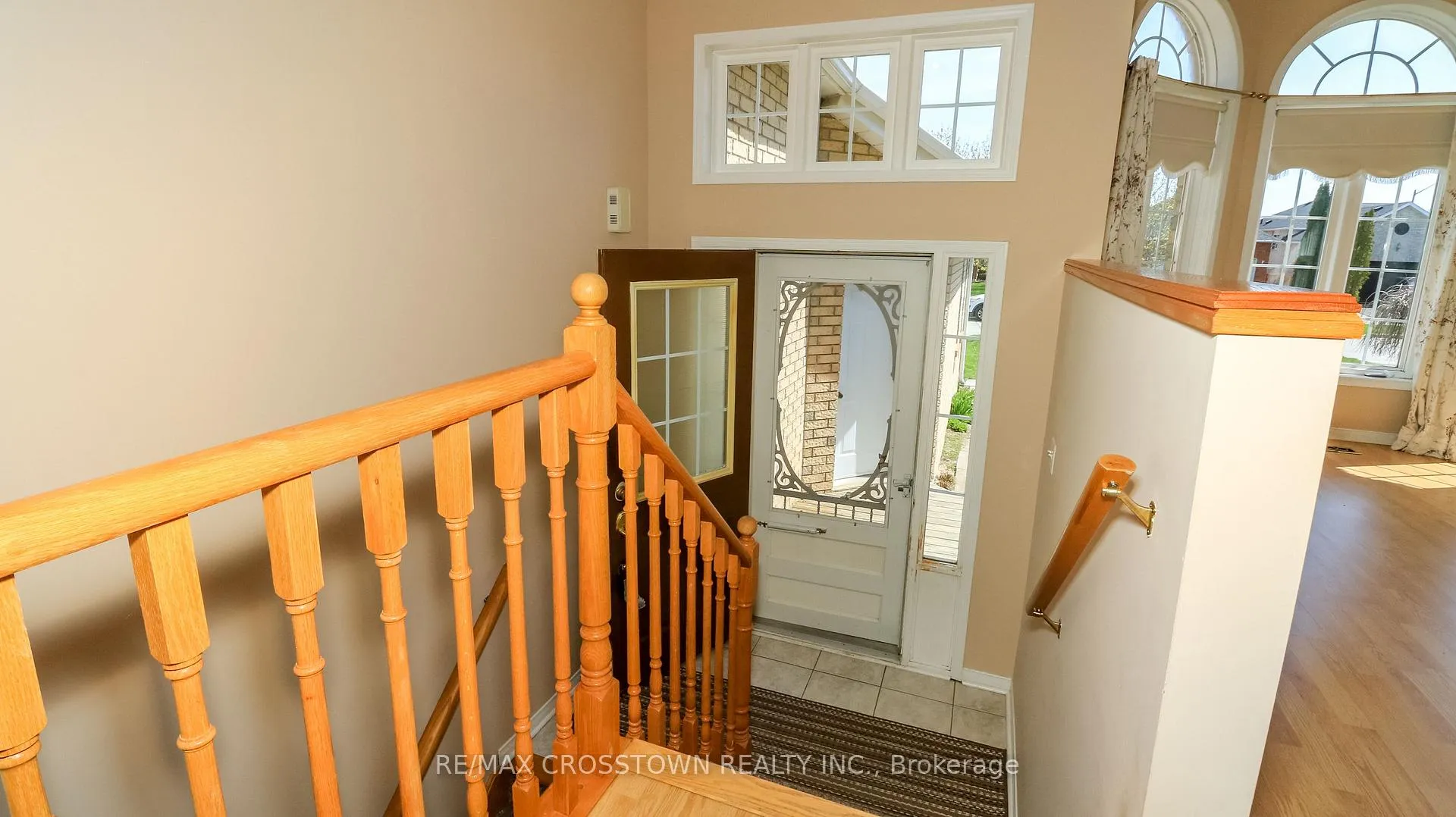 Photo 6 of 1840 Mill Street, Innisfil, Alcona — HOMEH