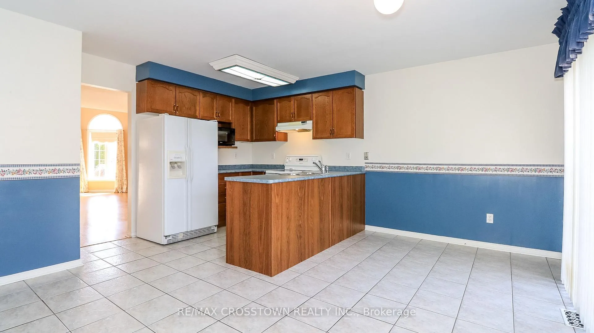 Photo 12 of 1840 Mill Street, Innisfil, Alcona — HOMEH