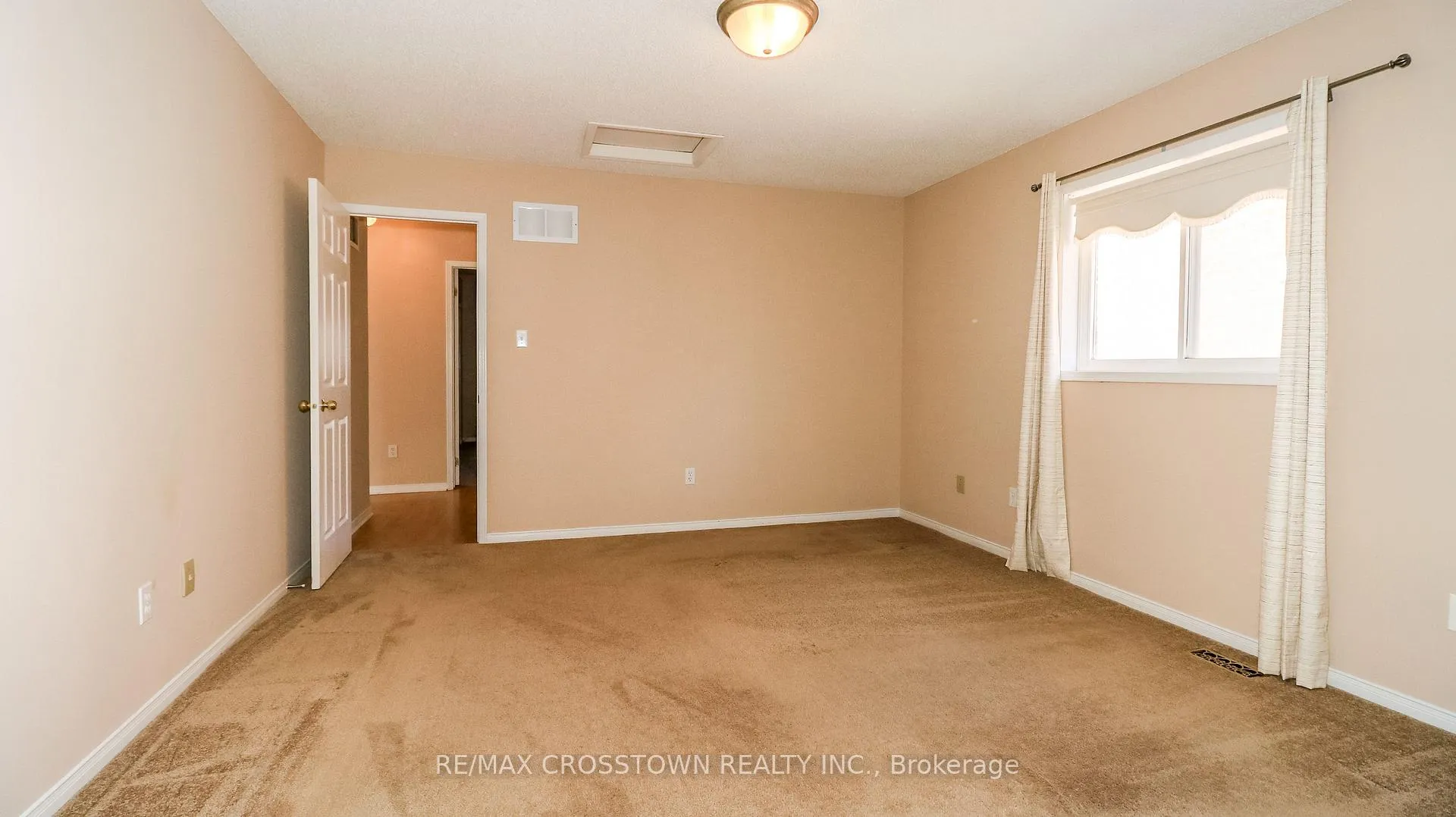 Photo 23 of 1840 Mill Street, Innisfil, Alcona — HOMEH
