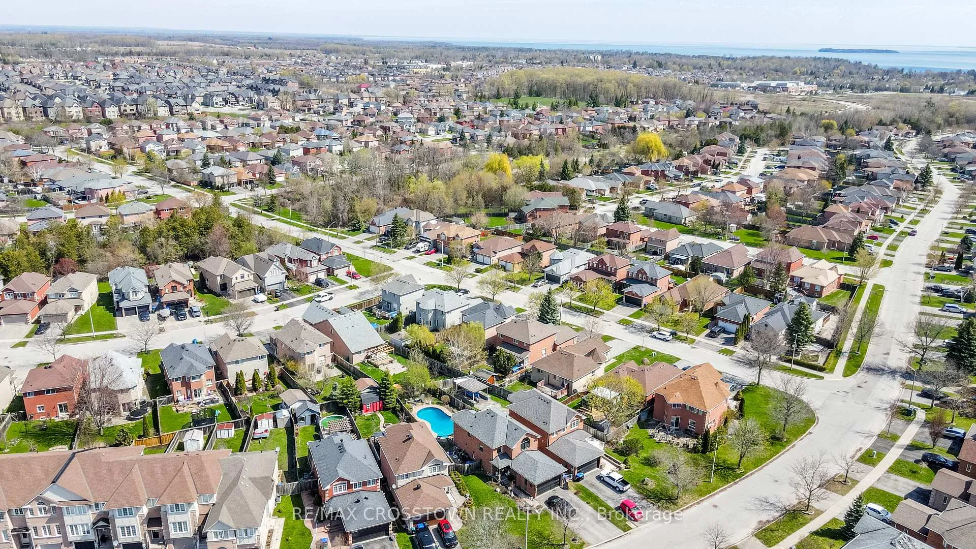 Photo 41 of 1840 Mill Street, Innisfil, Alcona — HOMEH