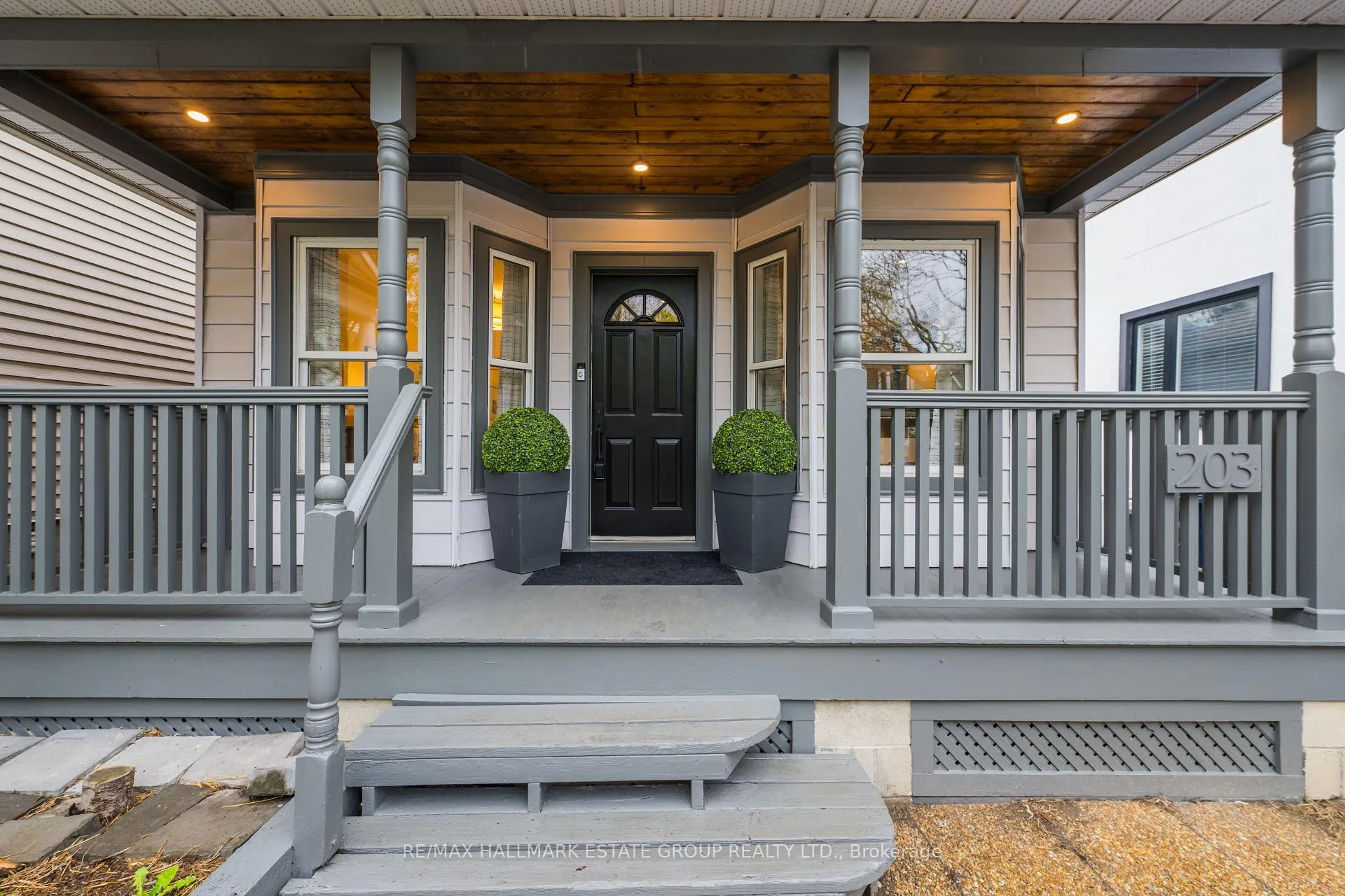 Photo 3 of 203 Rhodes Avenue, Toronto, Greenwood-Coxwell — HOMEH