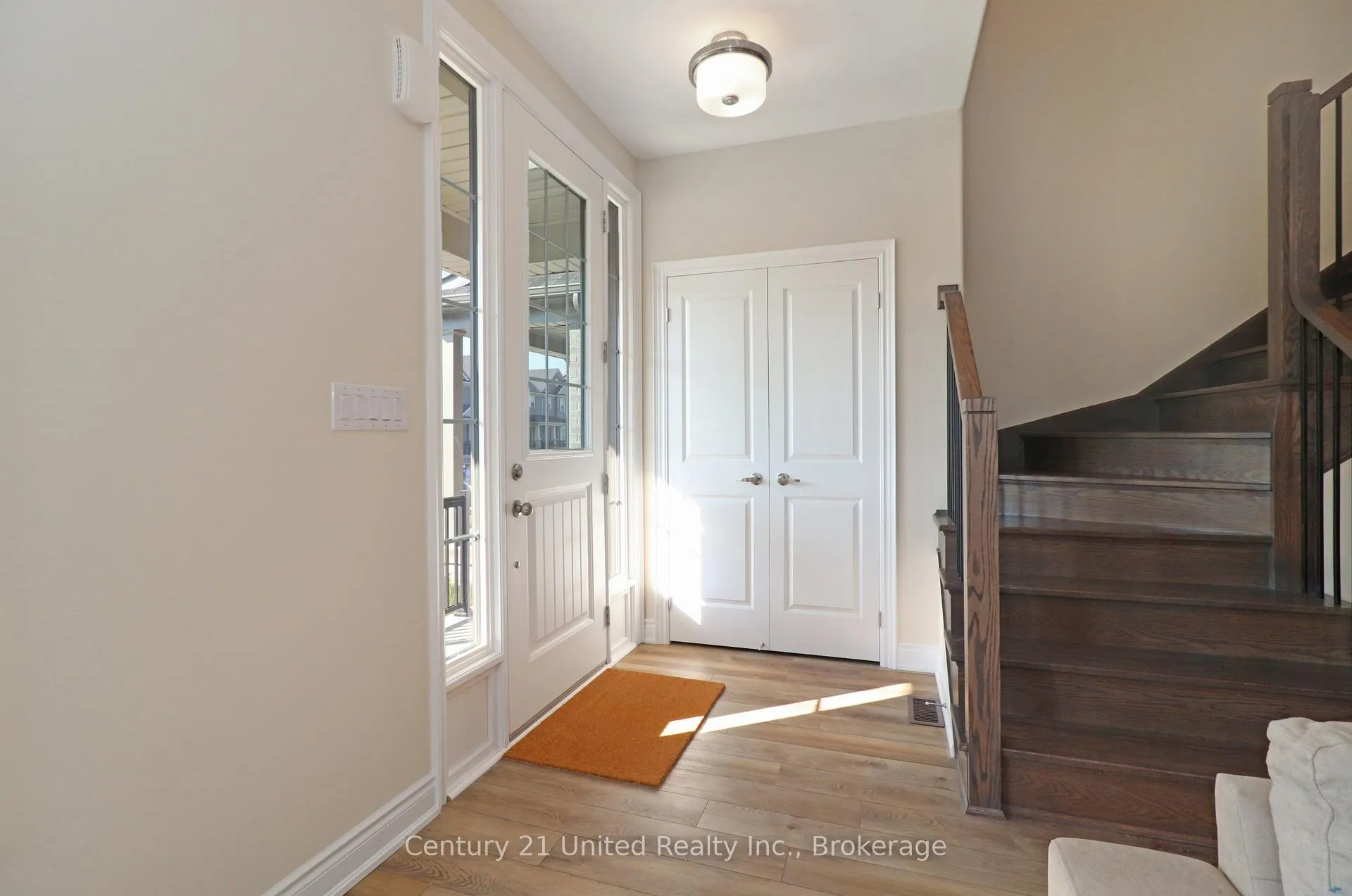 Photo 5 of 228 Rowberry Boulevard, Peterborough, Northcrest Ward 5 — HOMEH