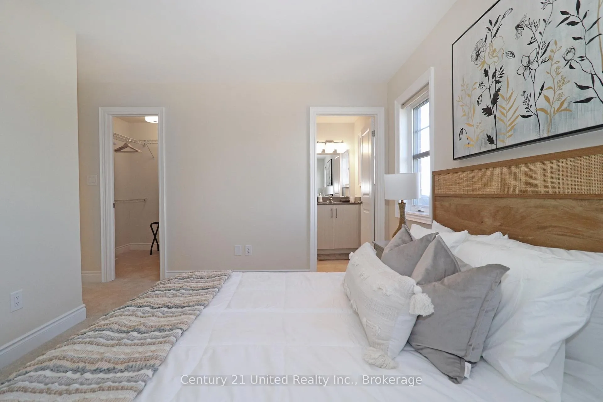 Photo 26 of 228 Rowberry Boulevard, Peterborough, Northcrest Ward 5 — HOMEH